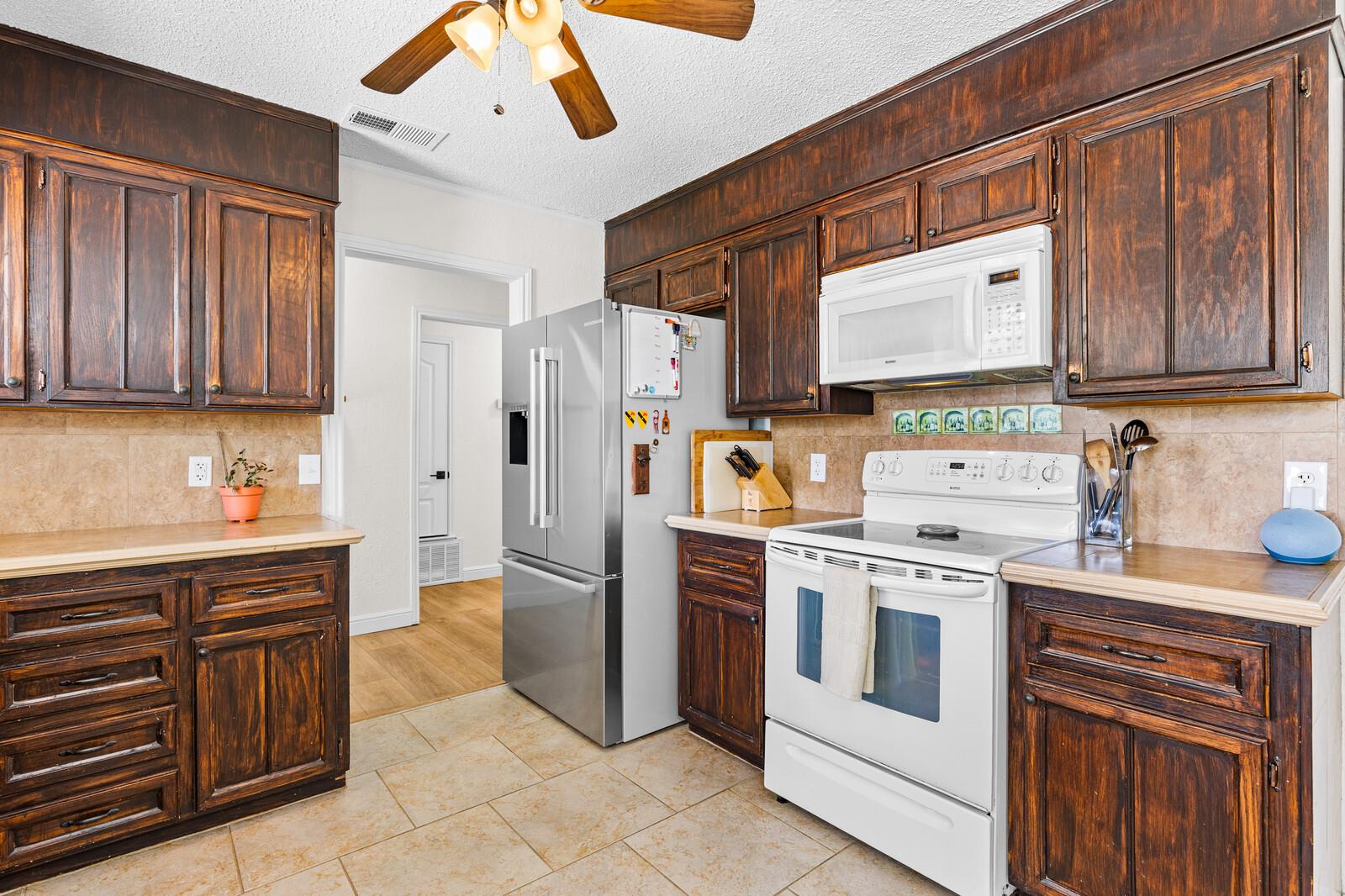 1706 Lynx CIR