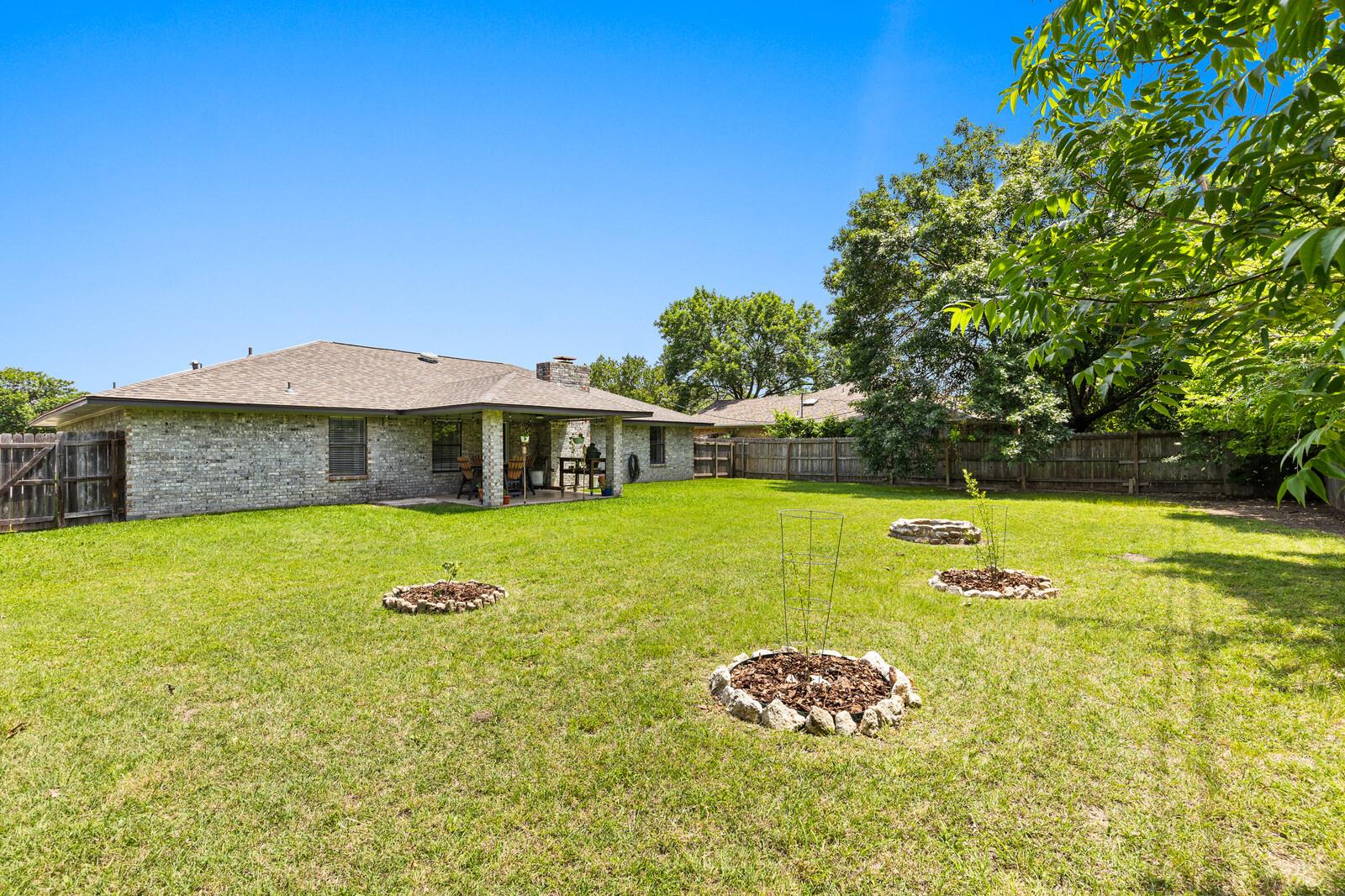 1706 Lynx CIR