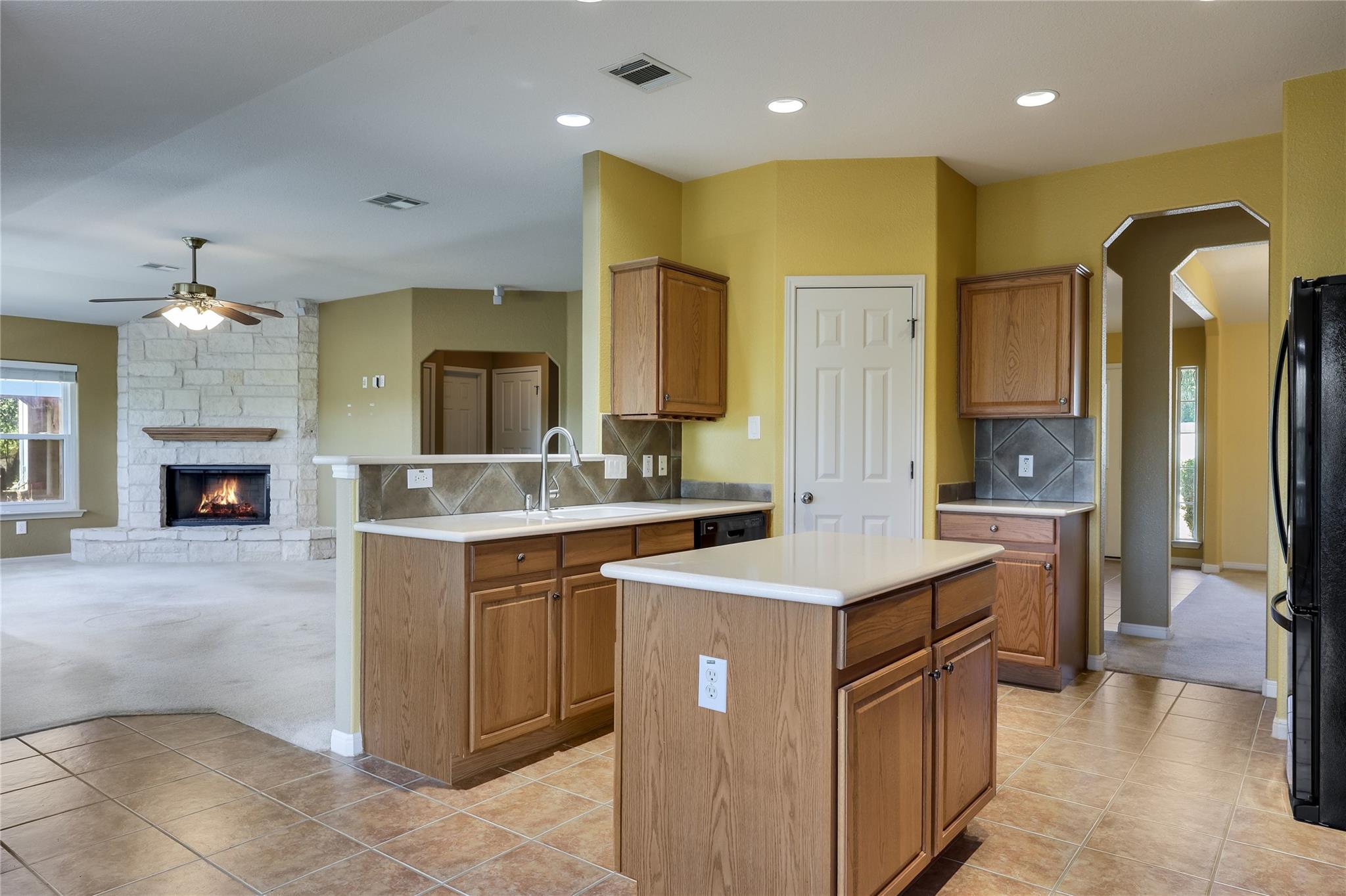 7312 White Oak DR