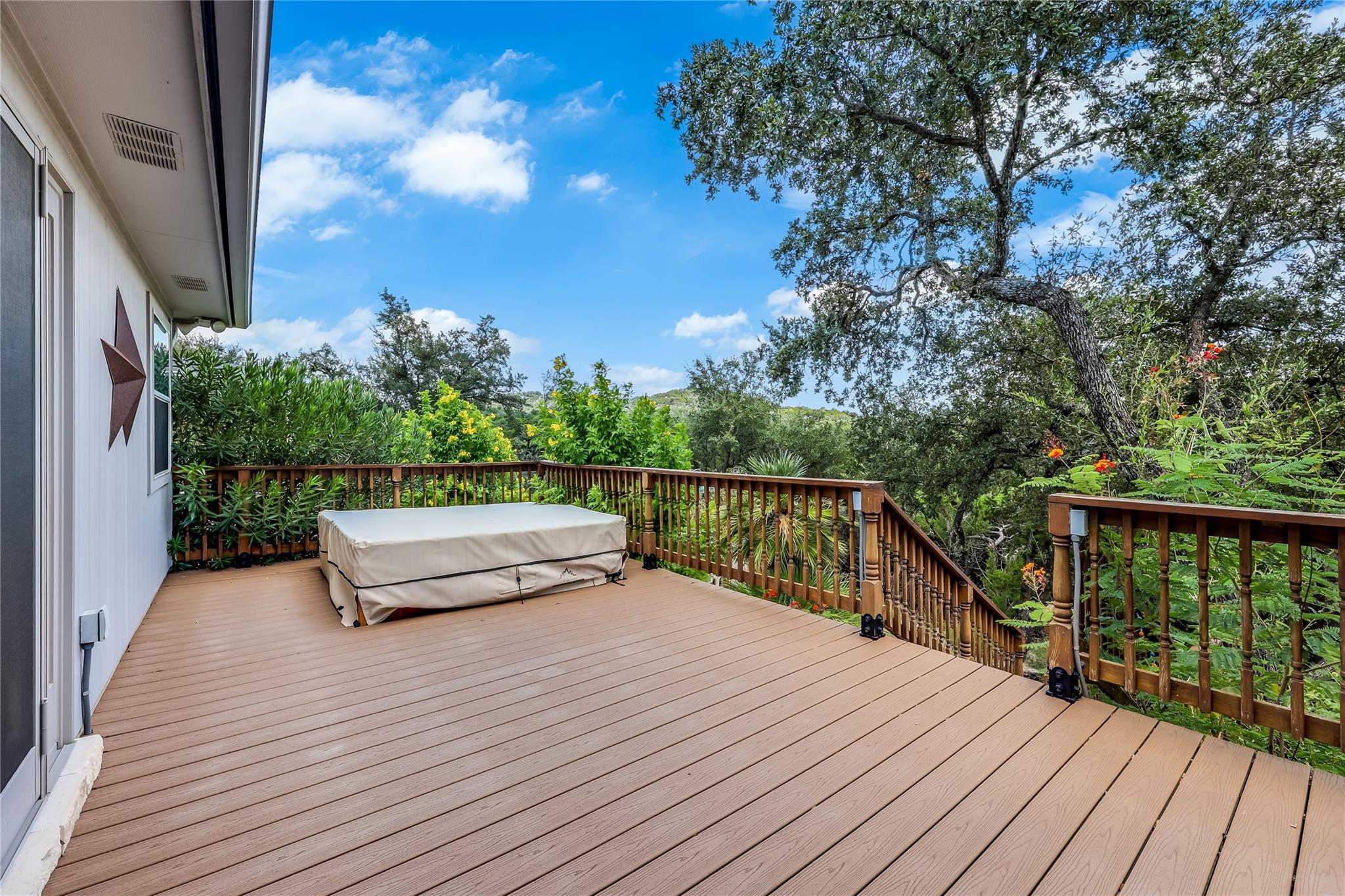 7312 White Oak DR