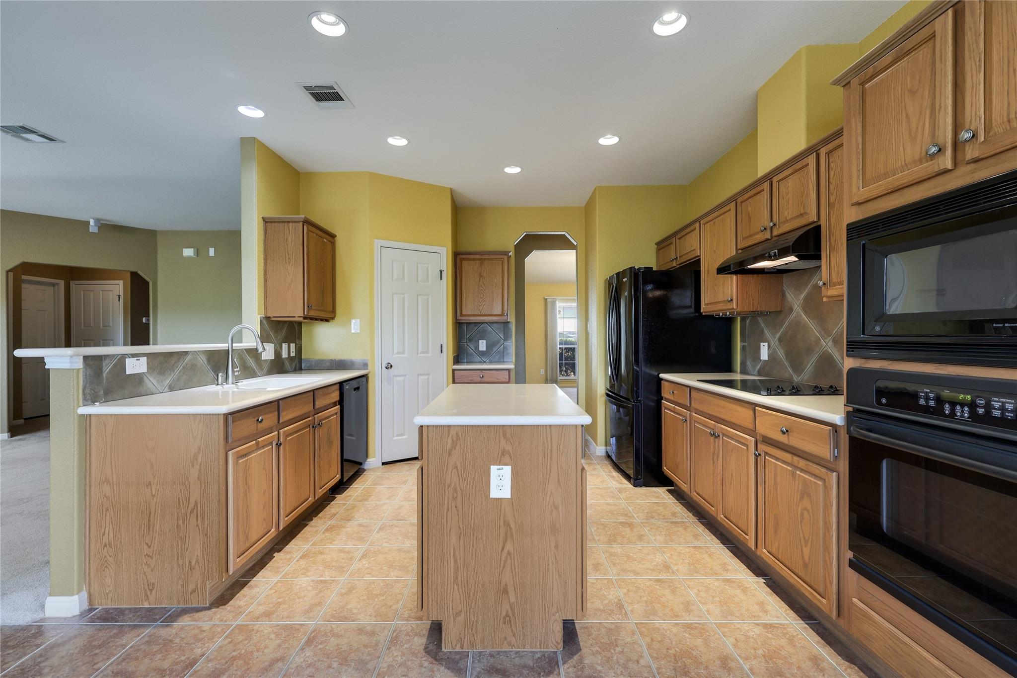 7312 White Oak DR