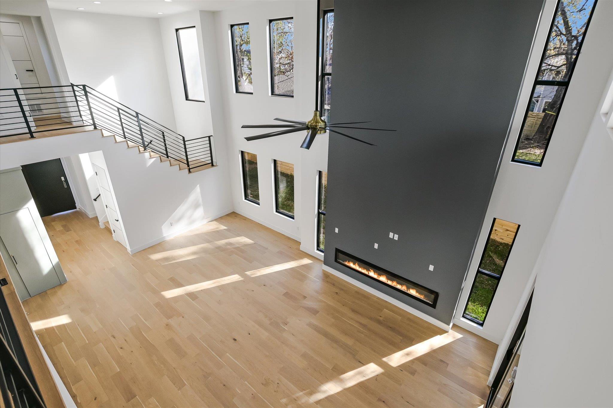 1901 W Saint Johns Ave