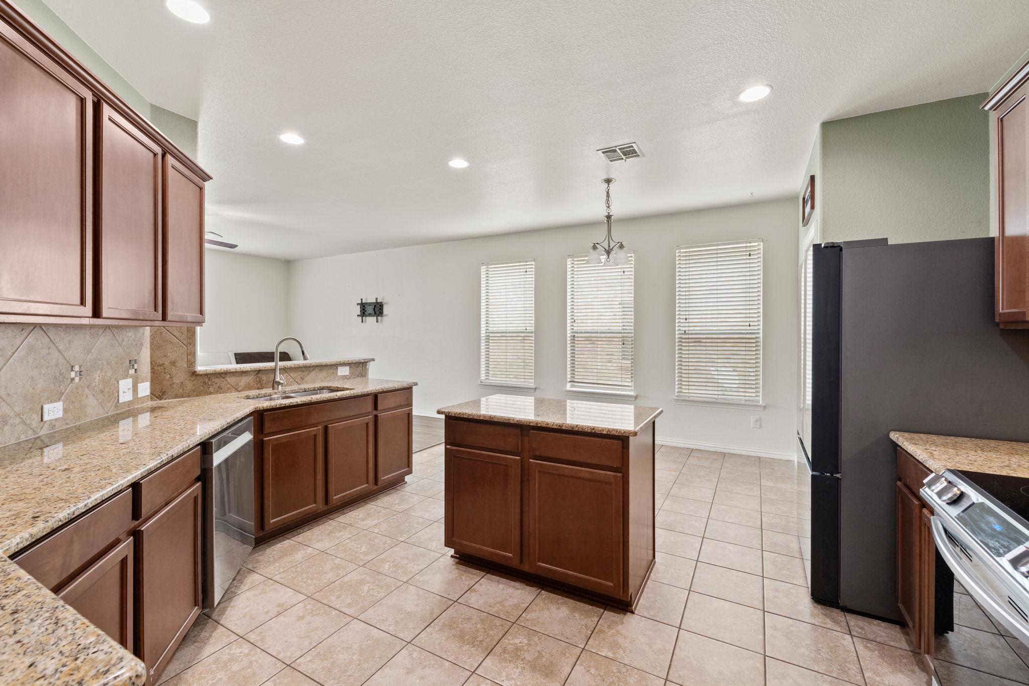 1105 Tabernash DR