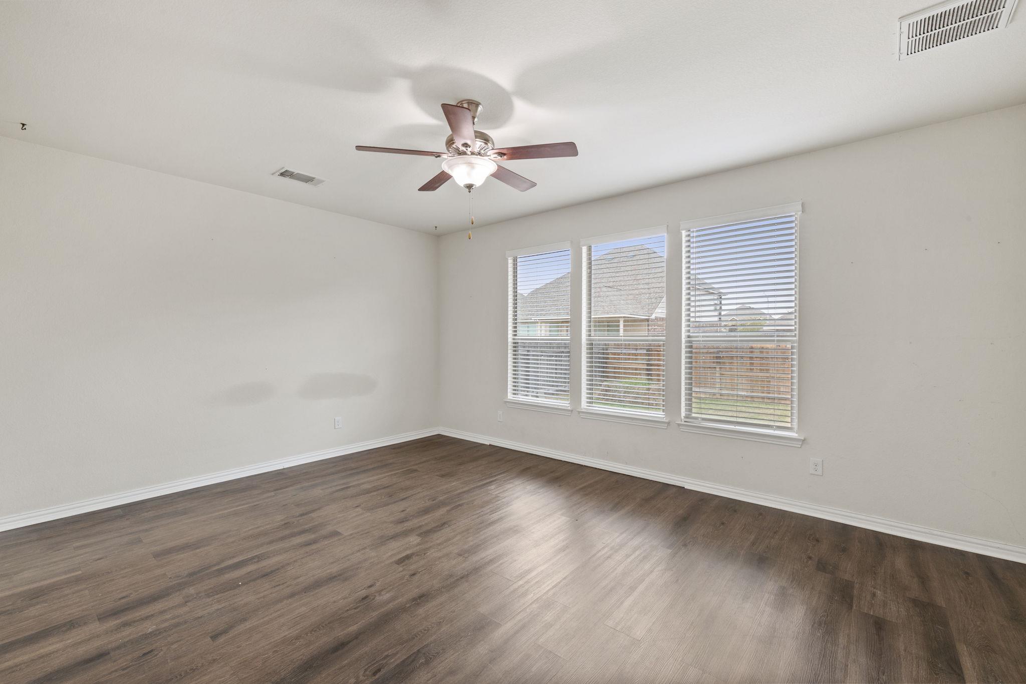 1105 Tabernash DR