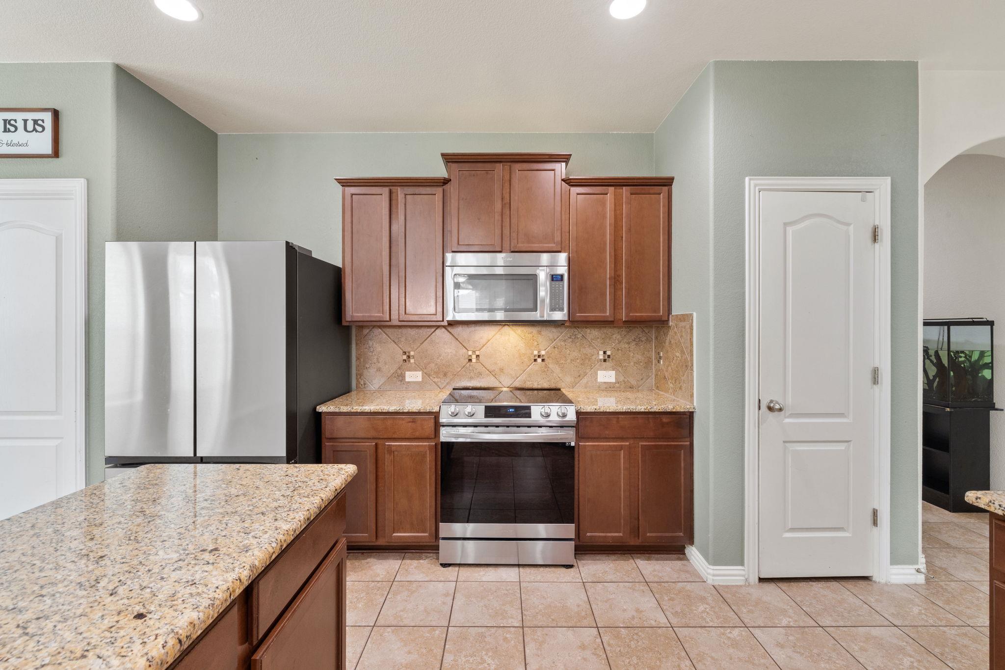 1105 Tabernash DR