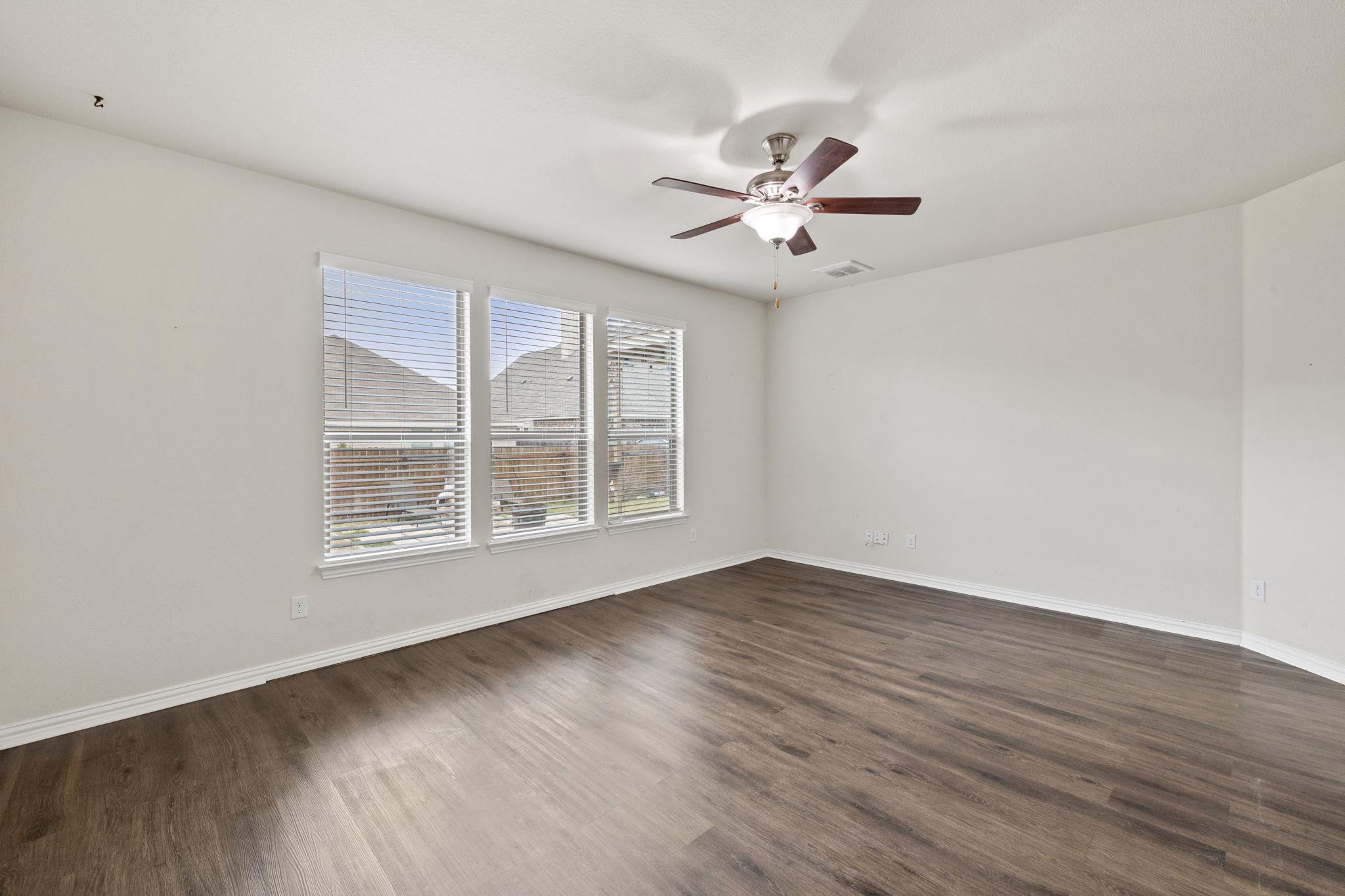 1105 Tabernash DR