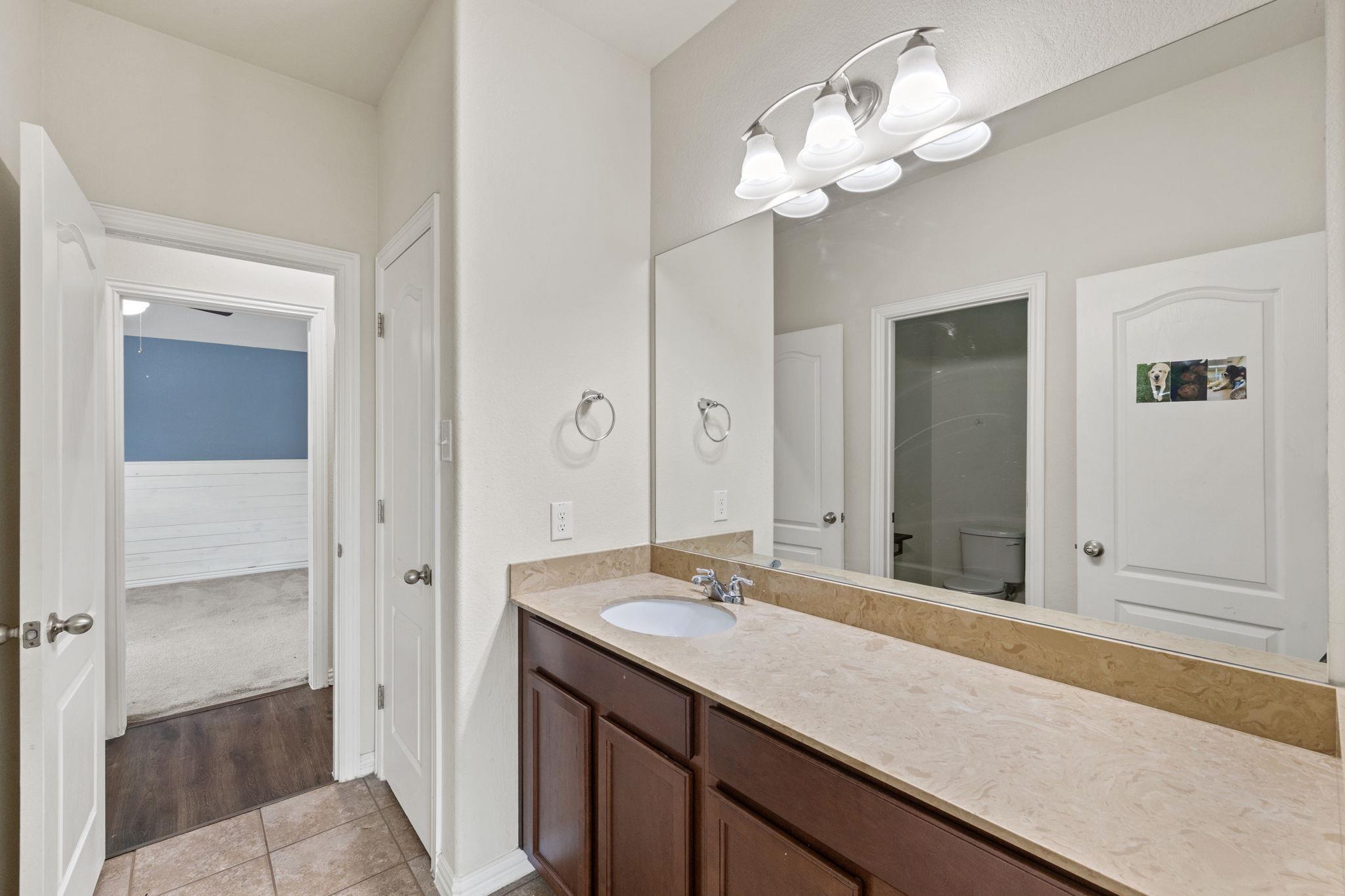 1105 Tabernash DR