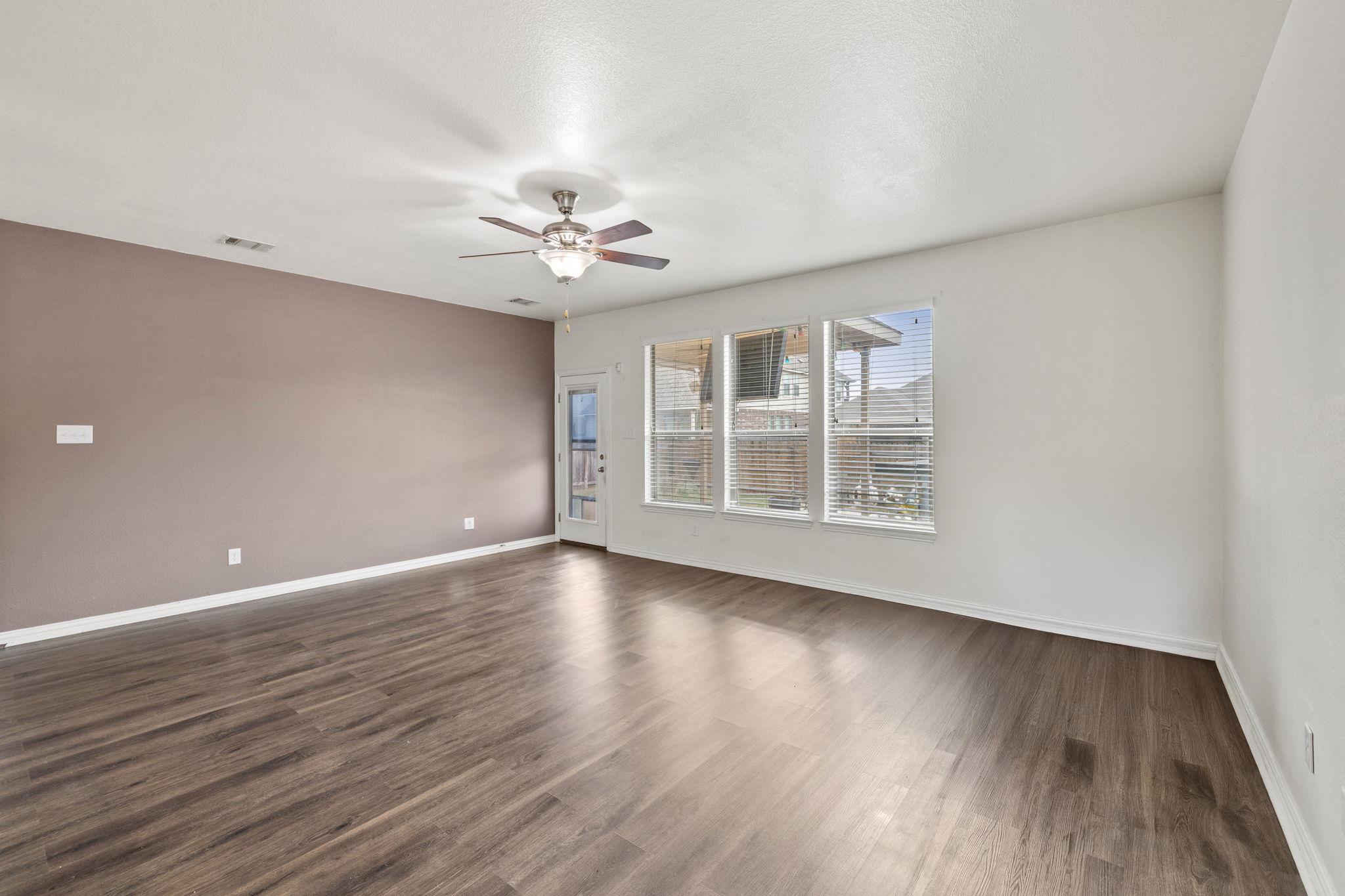 1105 Tabernash DR