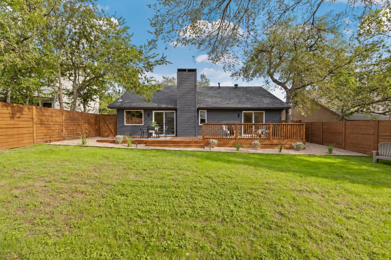 7110 Shadywood DR