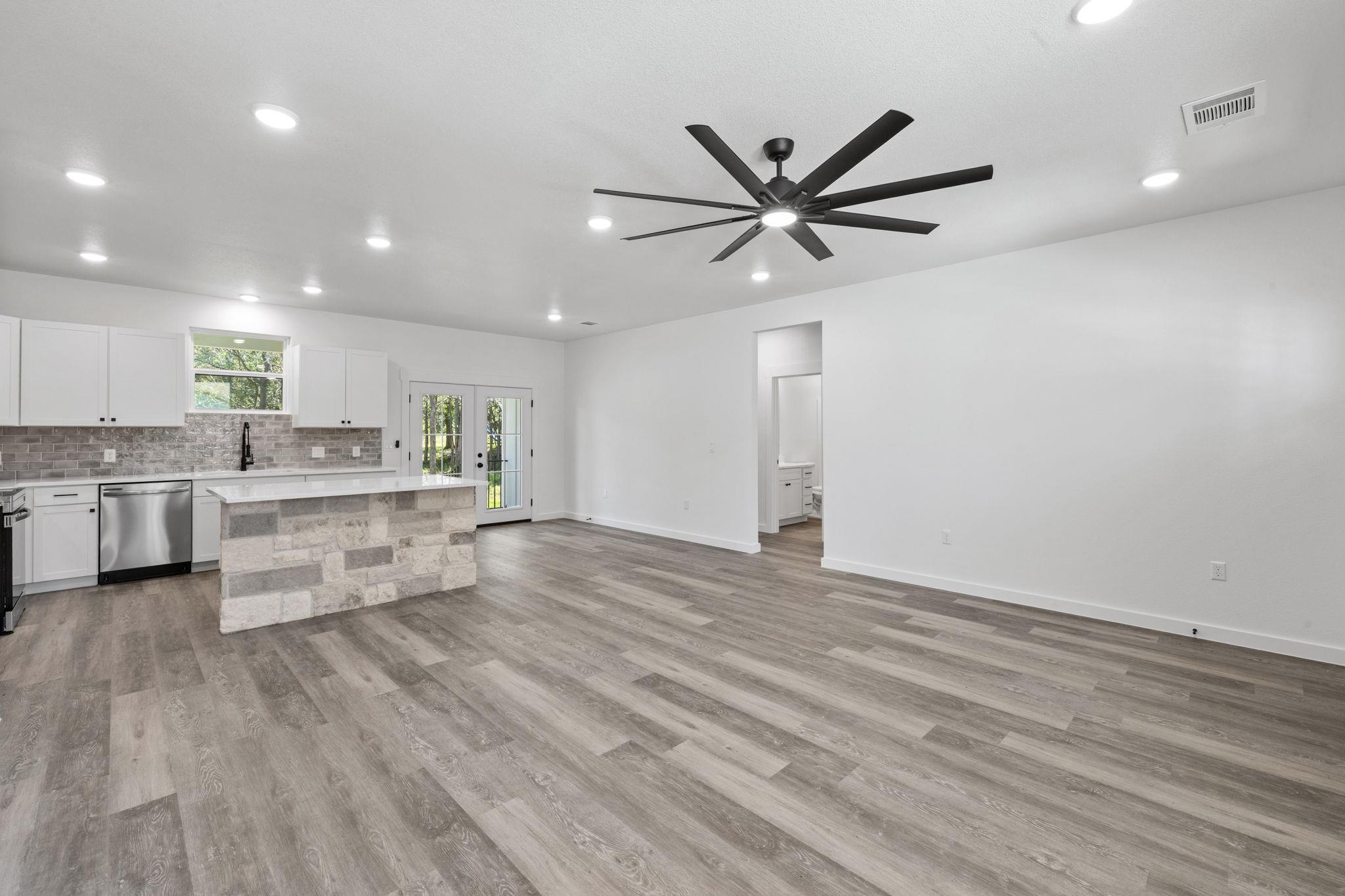 165 Nuuanu LN