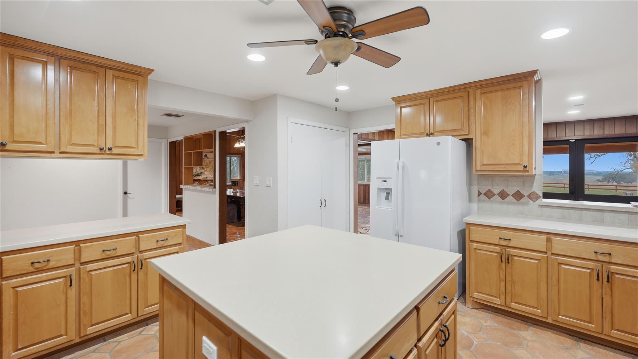 1211 Leissner School RD