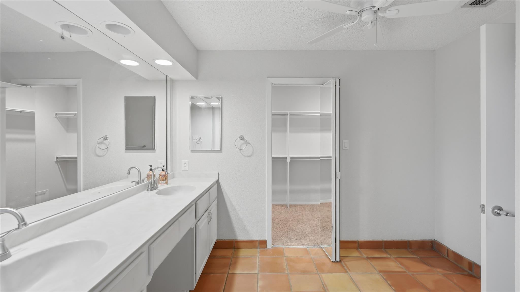 1211 Leissner School RD