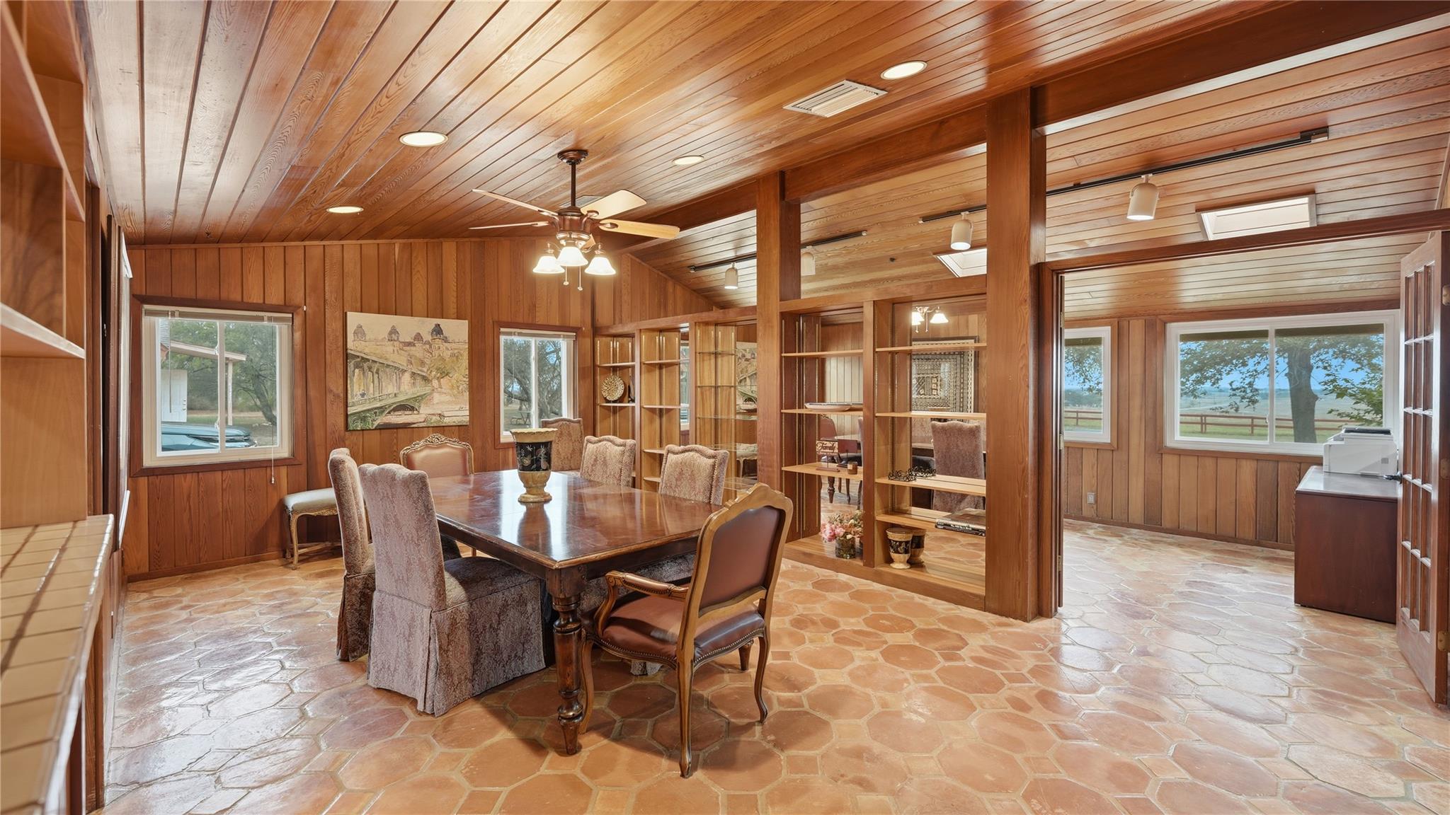 1211 Leissner School RD