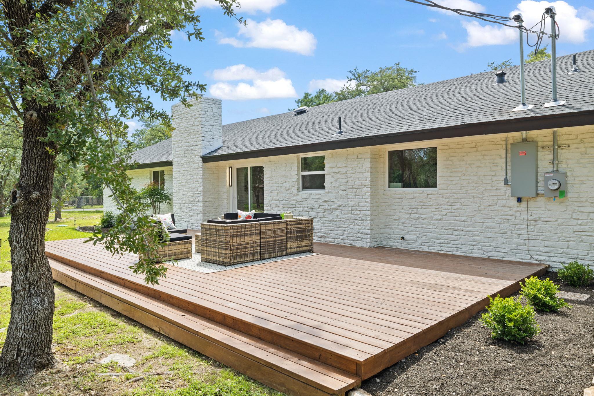 216 Sinuso DR