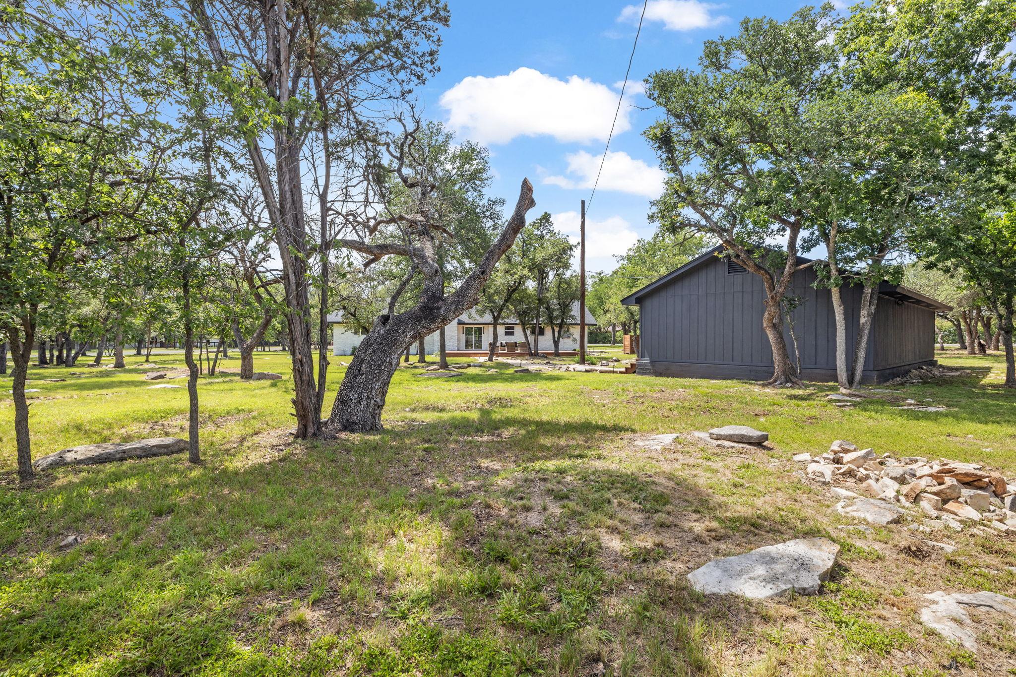 216 Sinuso DR