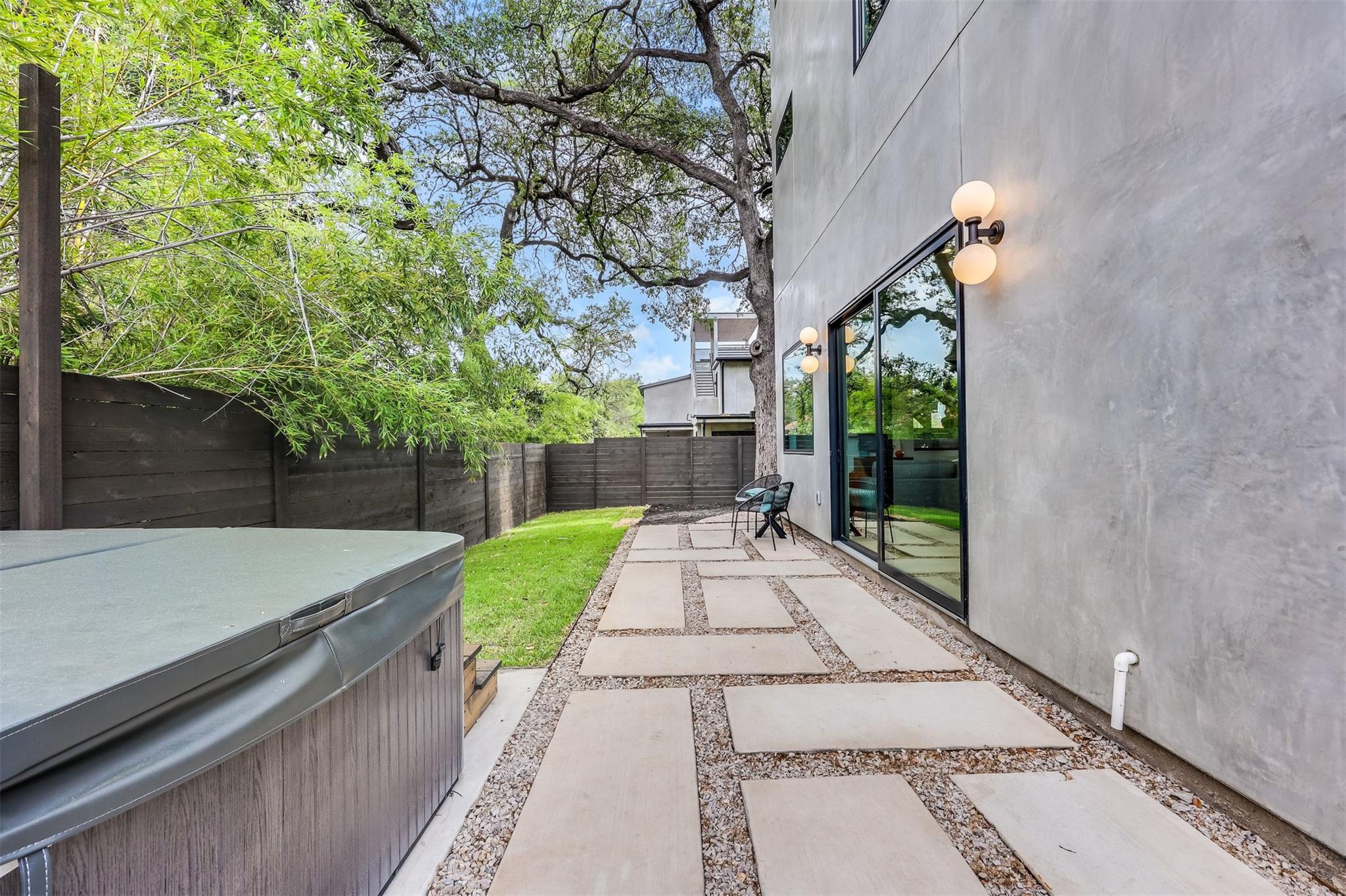 107 W Johanna ST # C