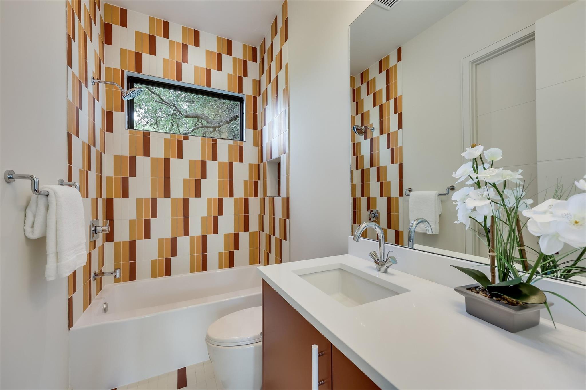 107 W Johanna ST # C
