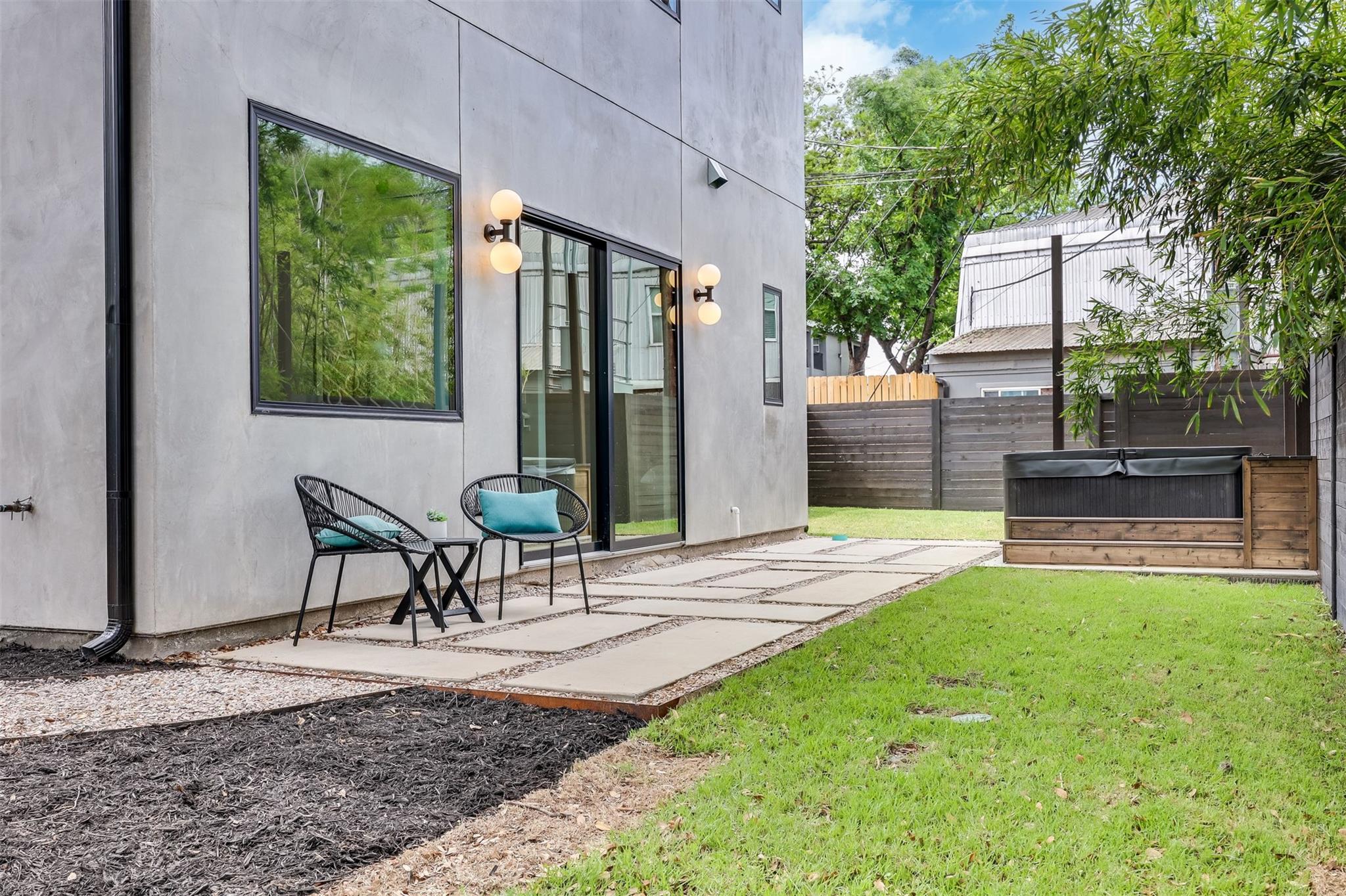 107 W Johanna ST # C