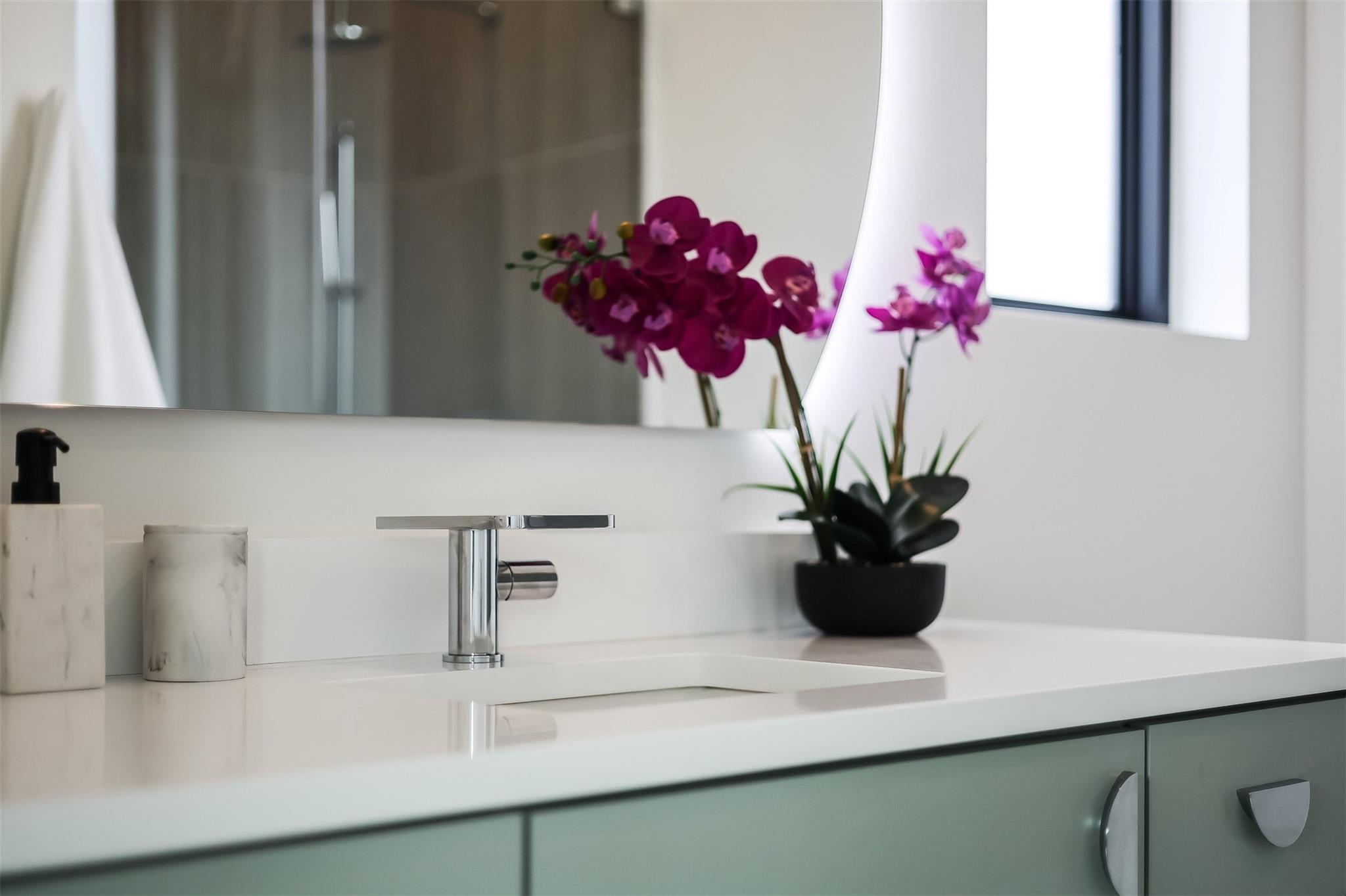 107 W Johanna ST # C