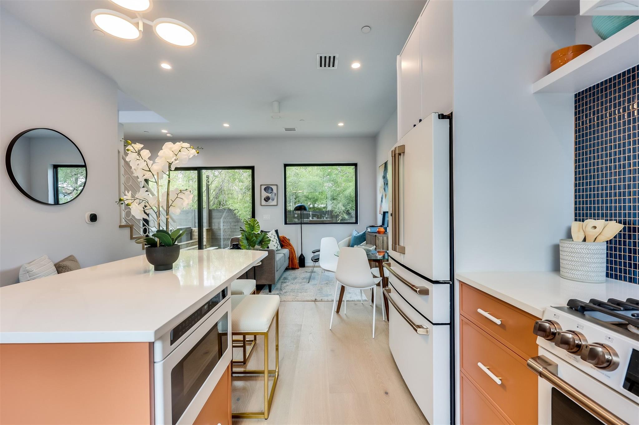 107 W Johanna ST # C