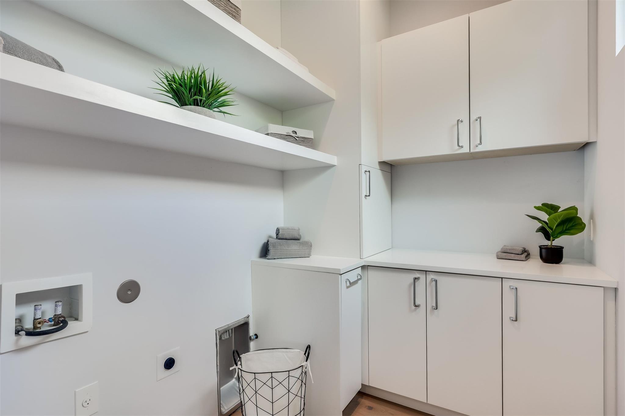 107 W Johanna ST # C