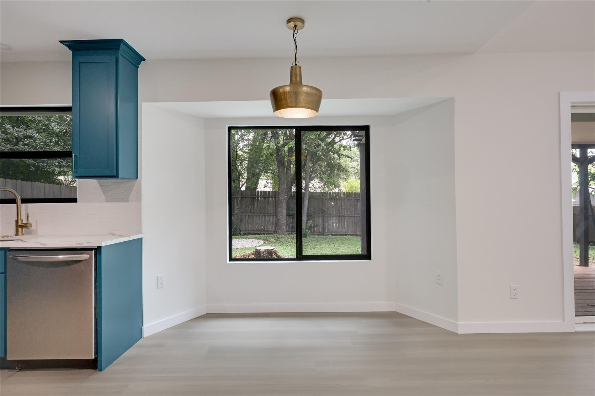1708 Raven DR