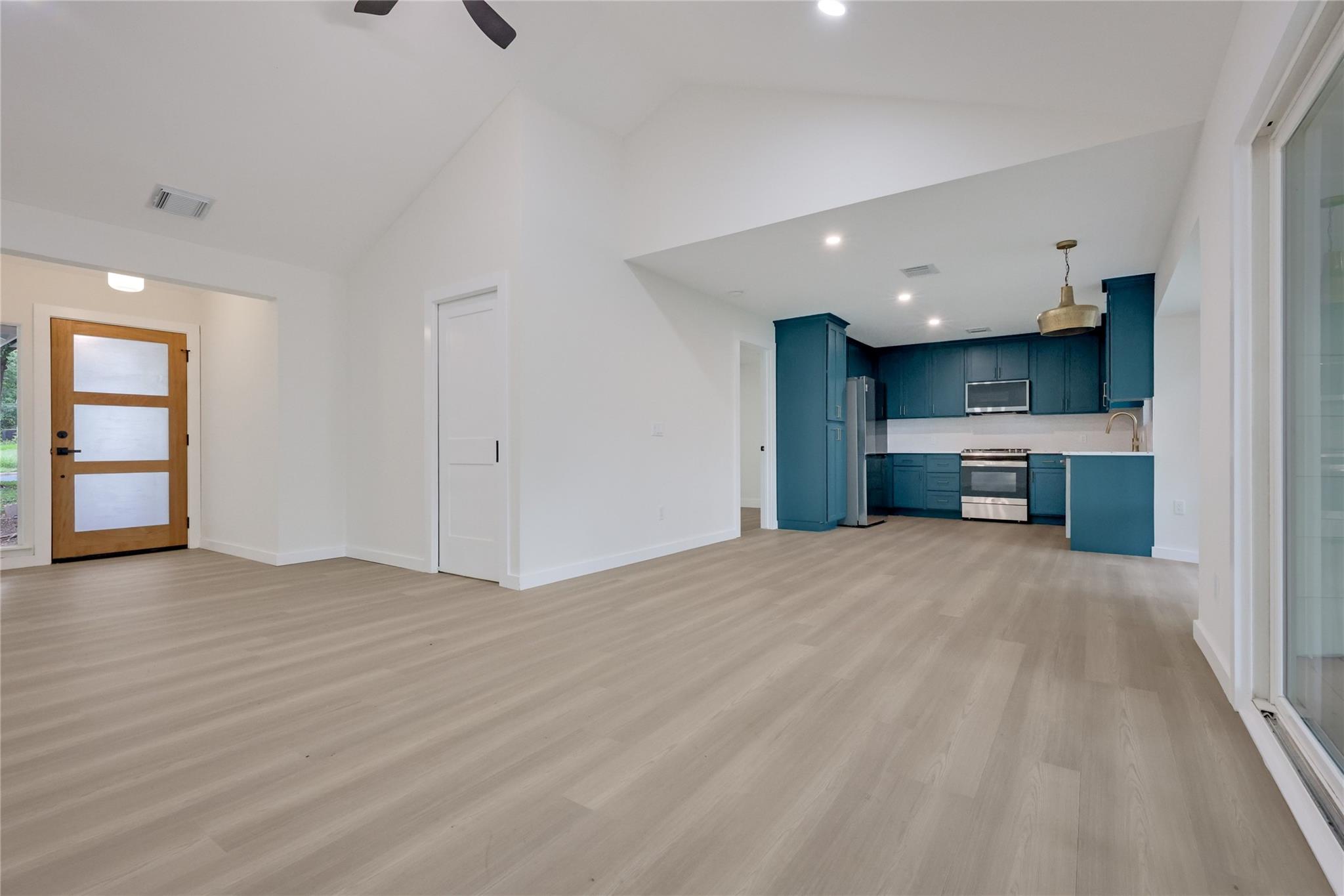 1708 Raven DR