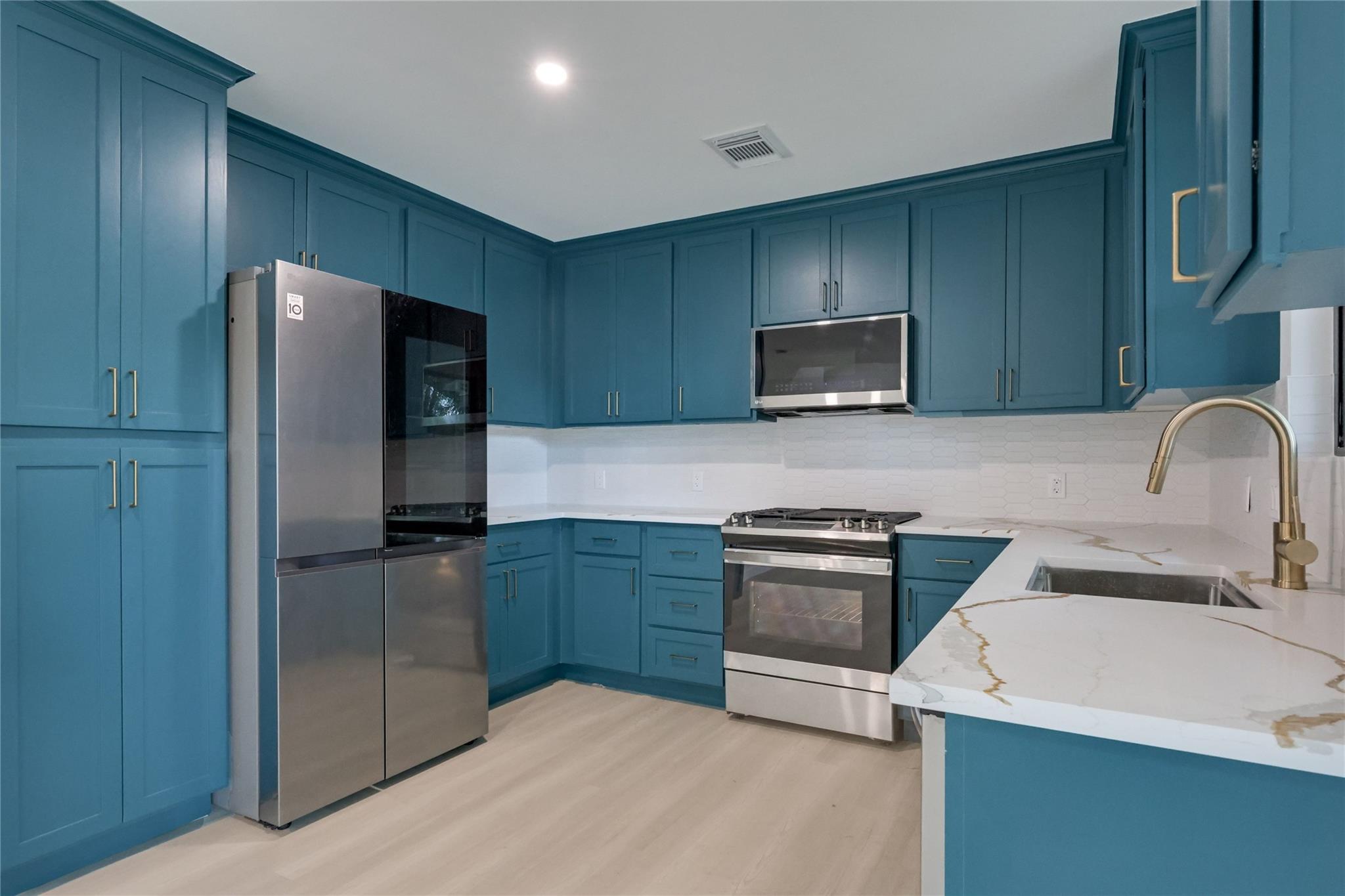 1708 Raven DR