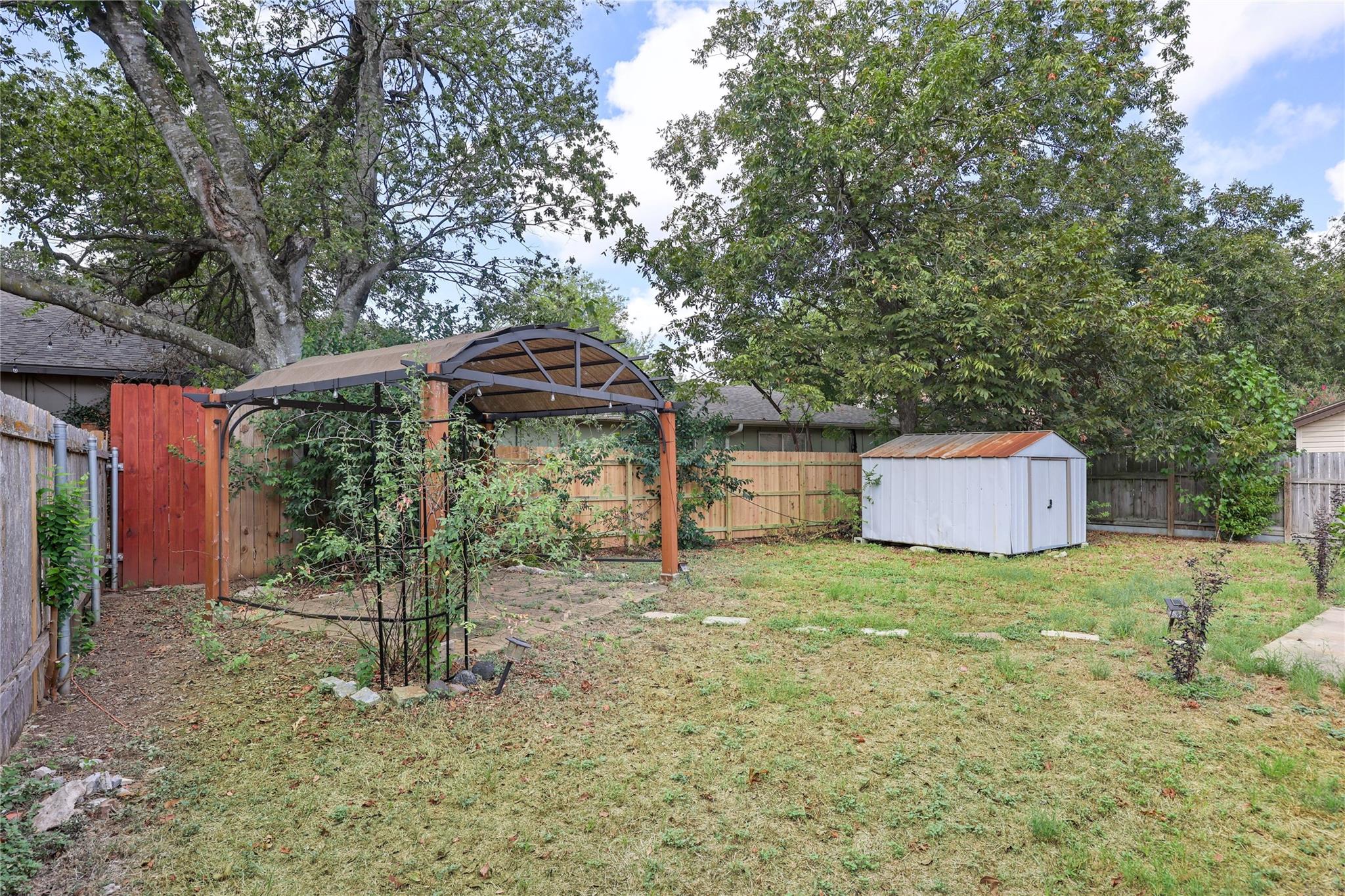 6232 Hillston DR