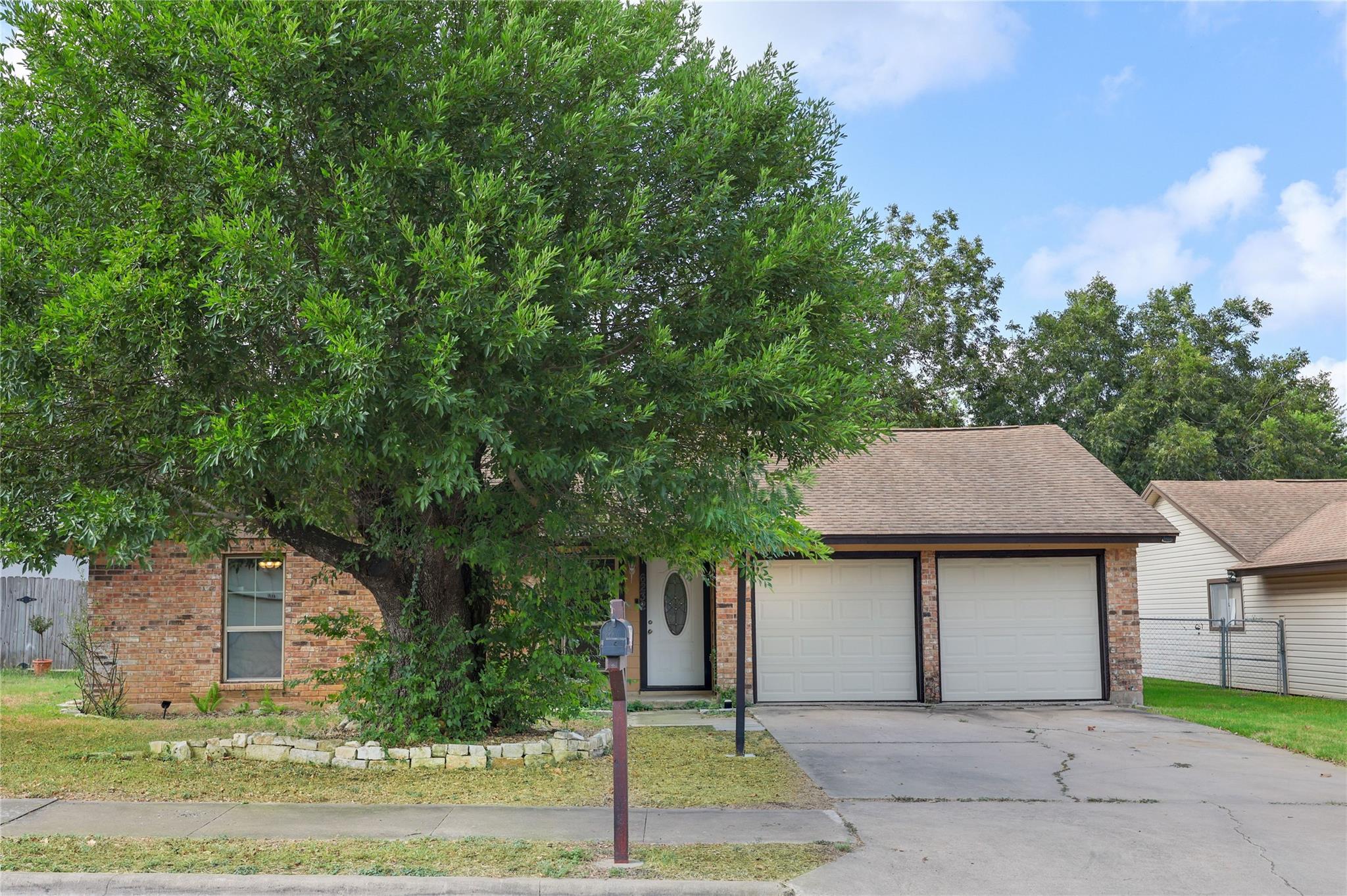 6232 Hillston DR