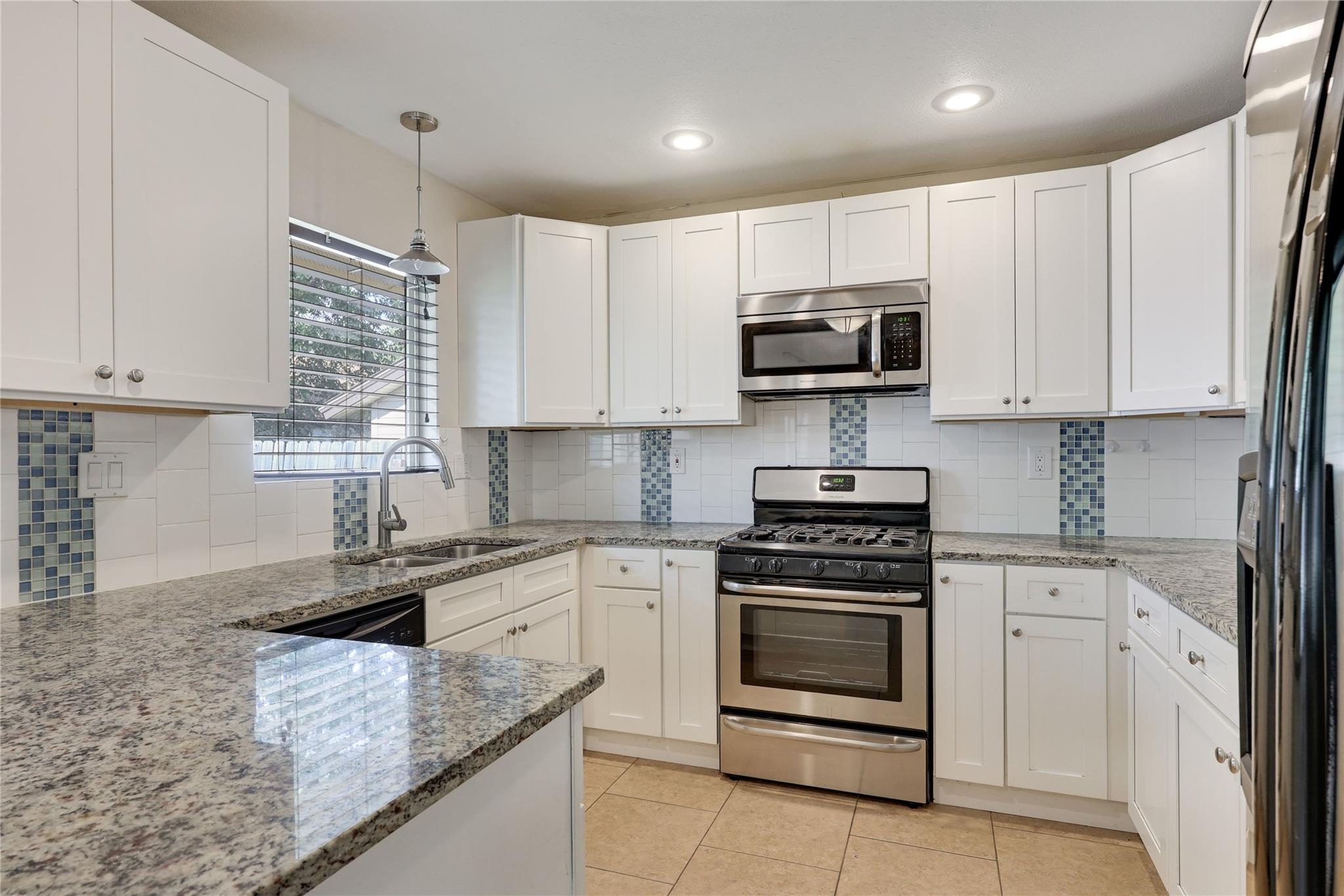 6232 Hillston DR