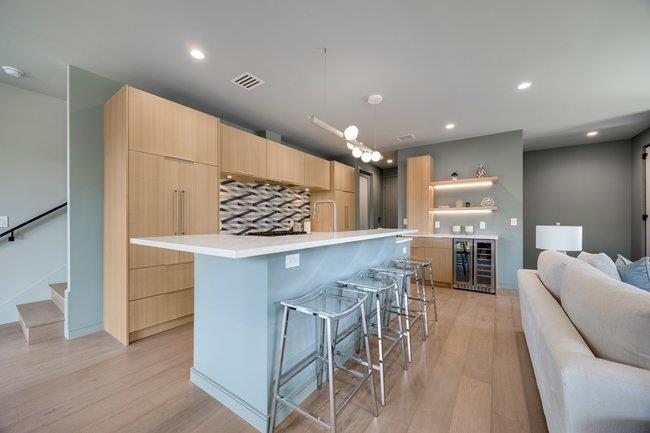 107 W Johanna ST # B