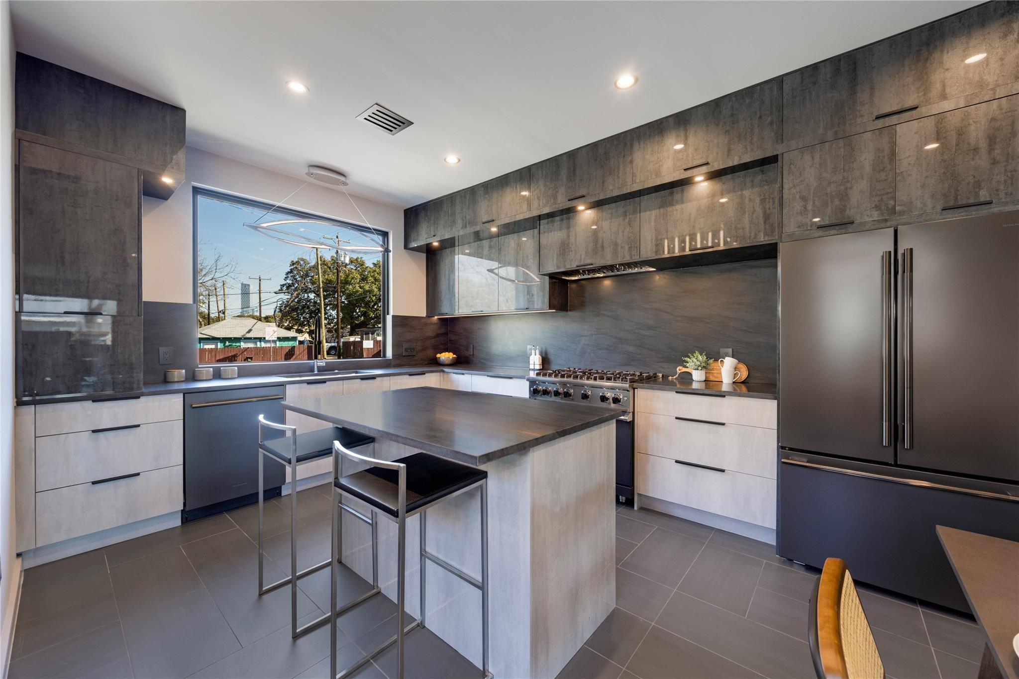 107 W Johanna ST # A