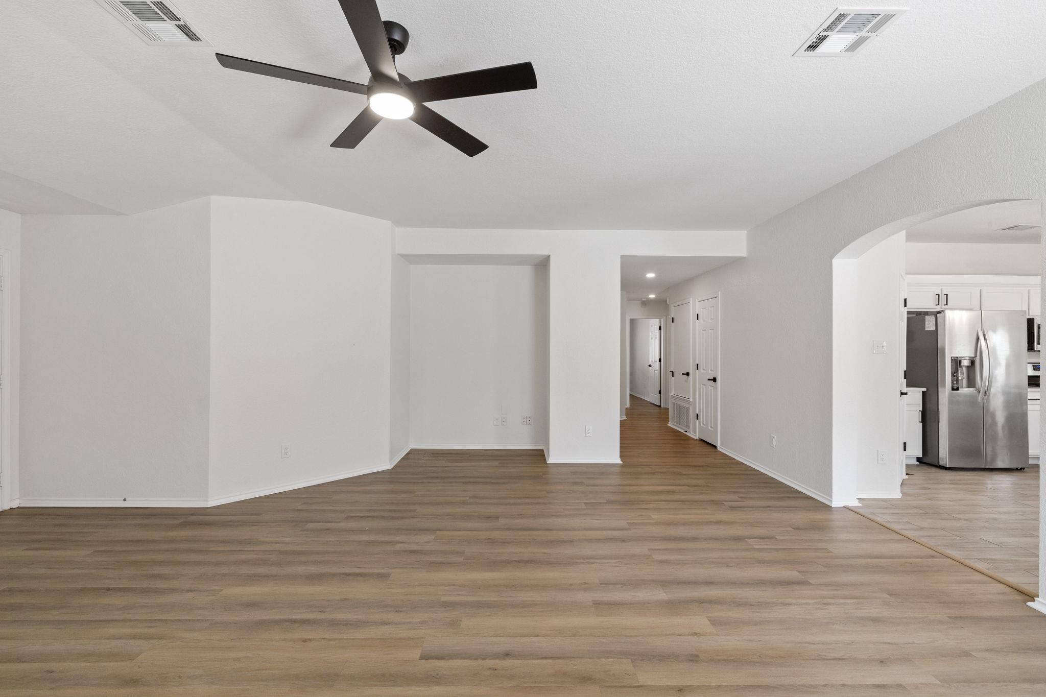 4009 Mayfield Cave TRL