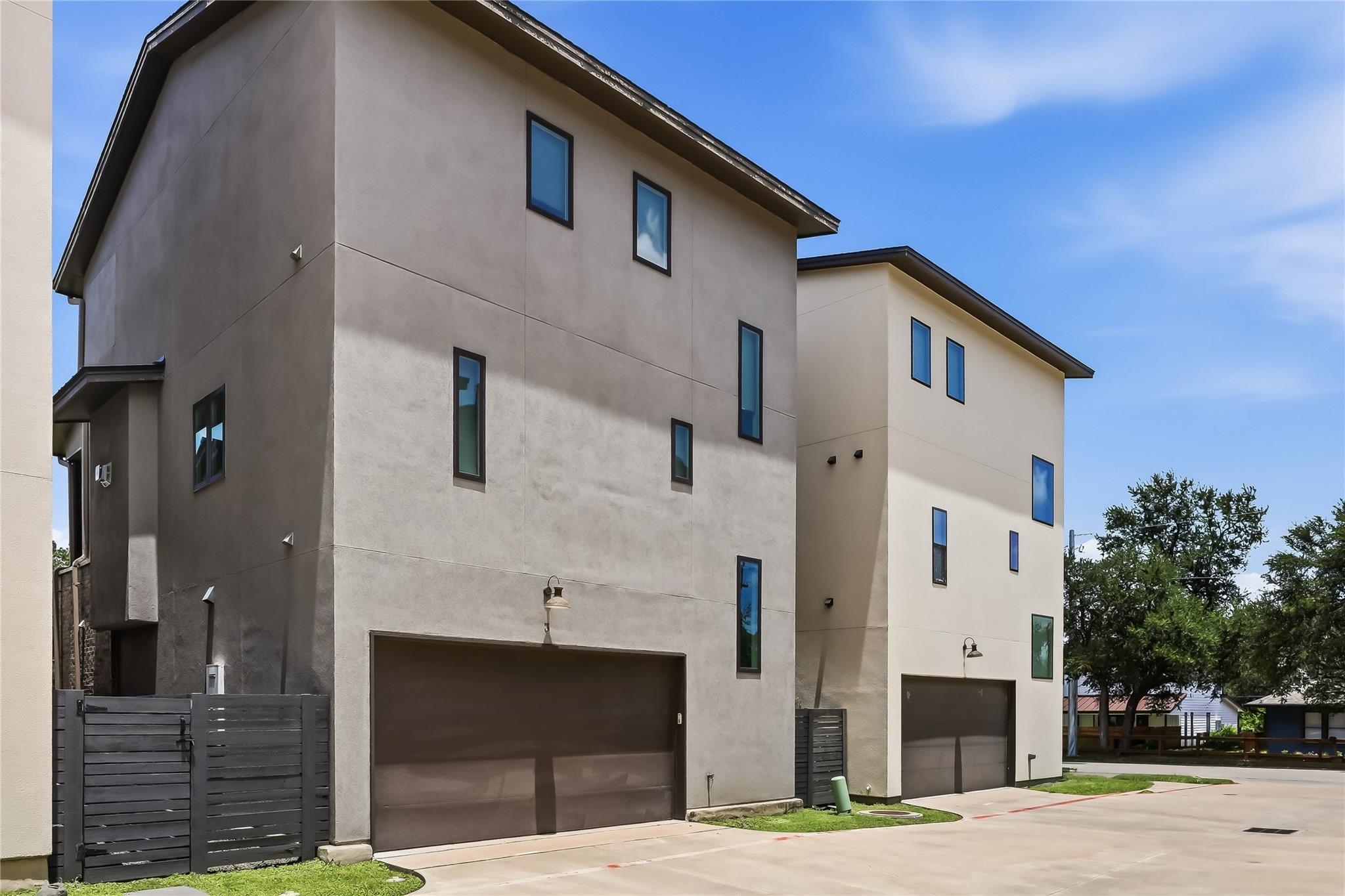 5006 Pecan Springs RD # 3