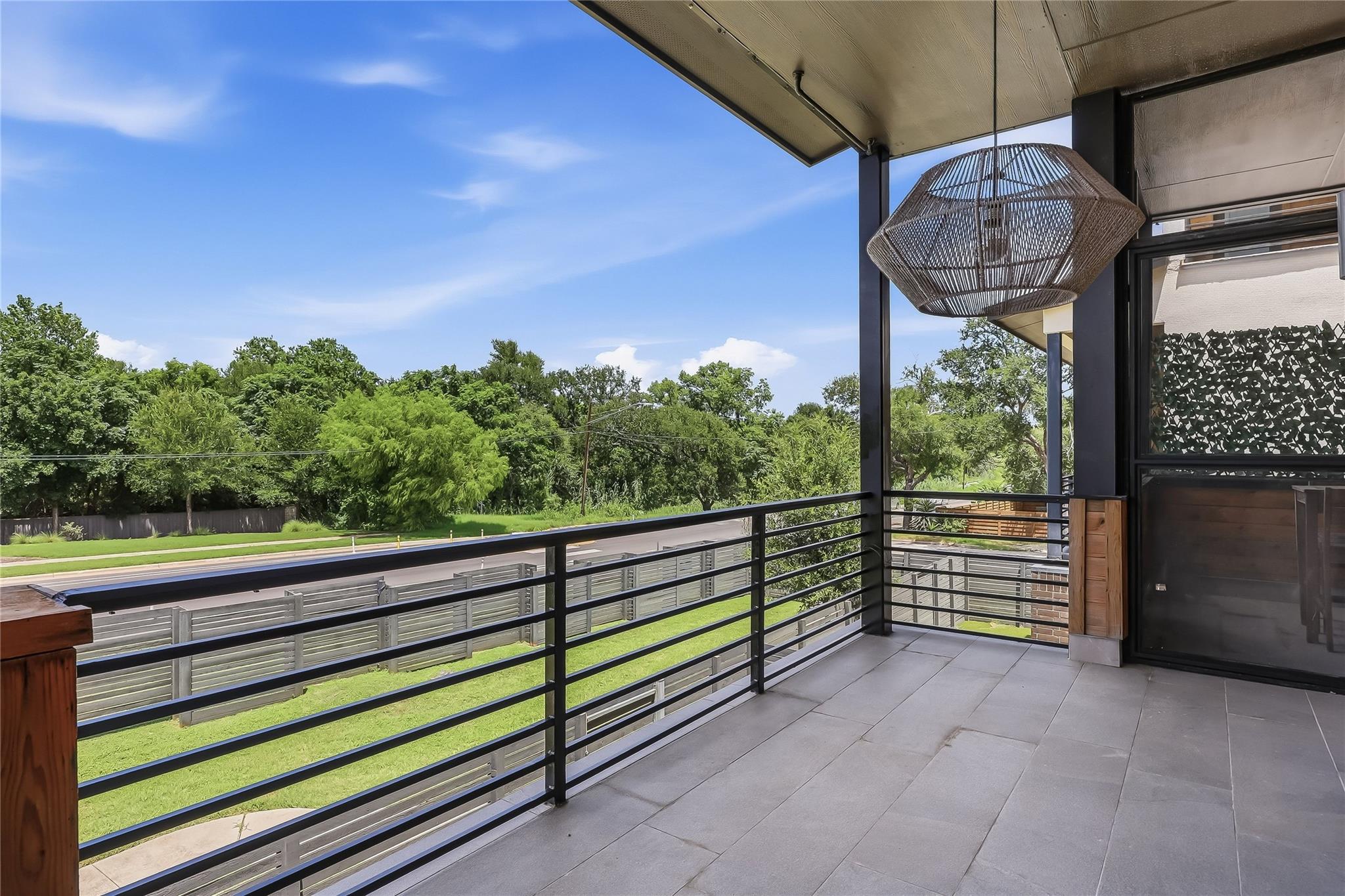 5006 Pecan Springs RD # 3