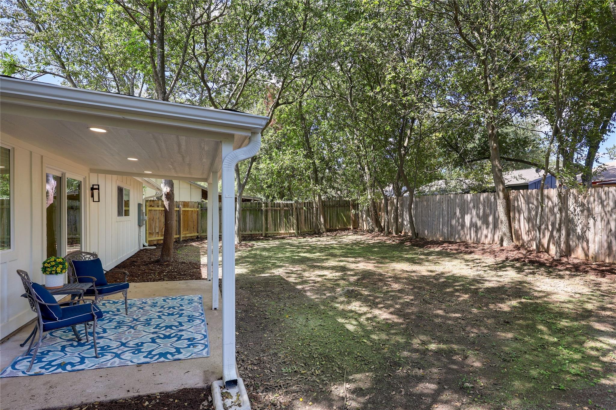 2333 Aldford DR