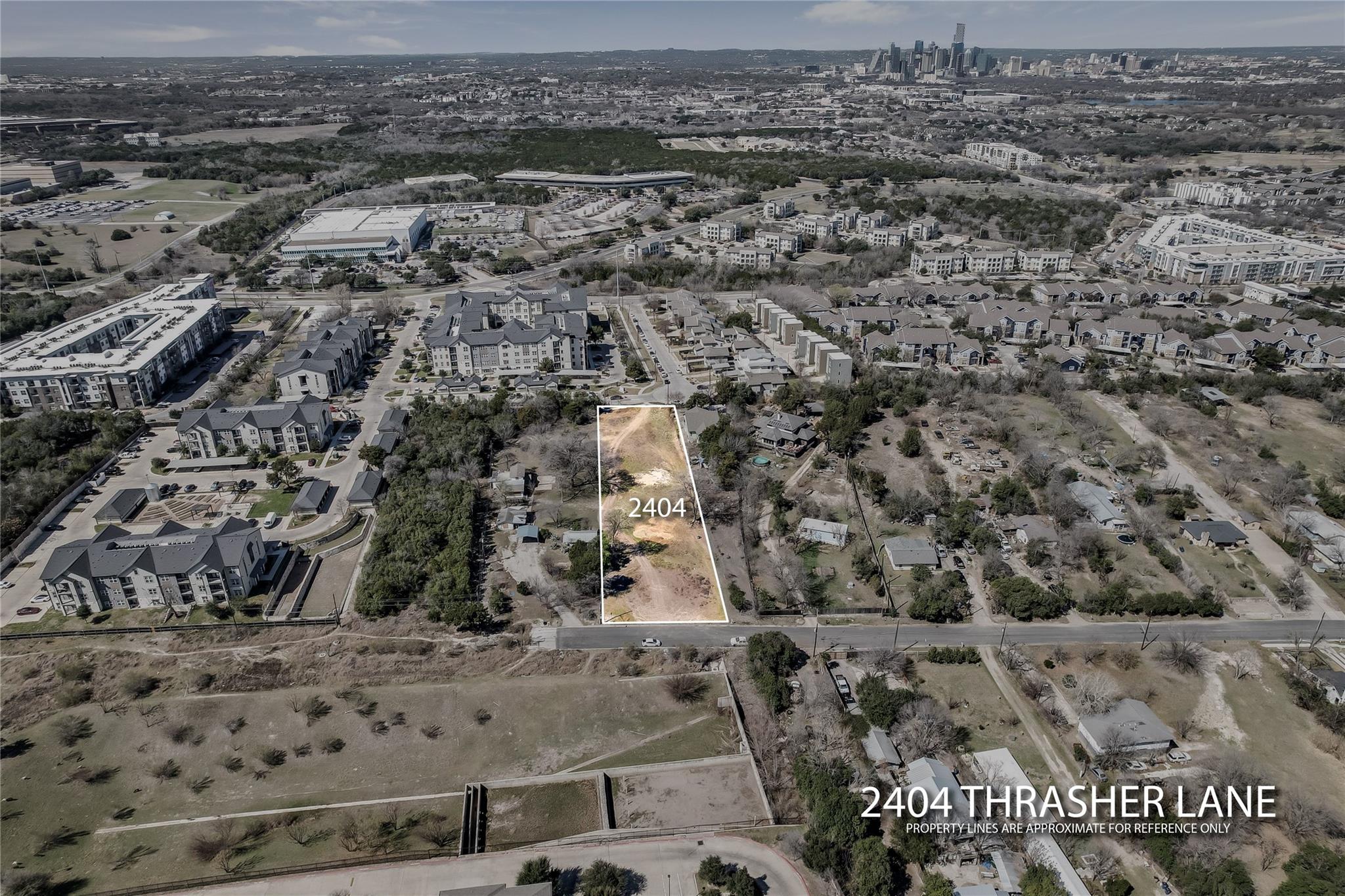 2404 Thrasher LN