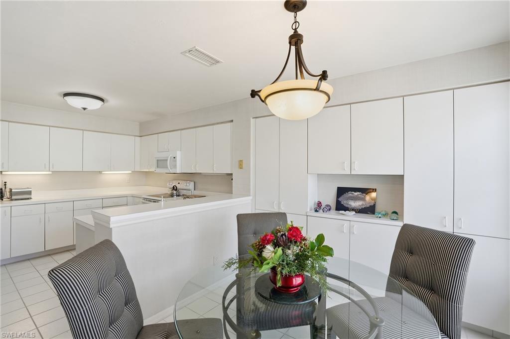 6865 San Marino DR # 301B