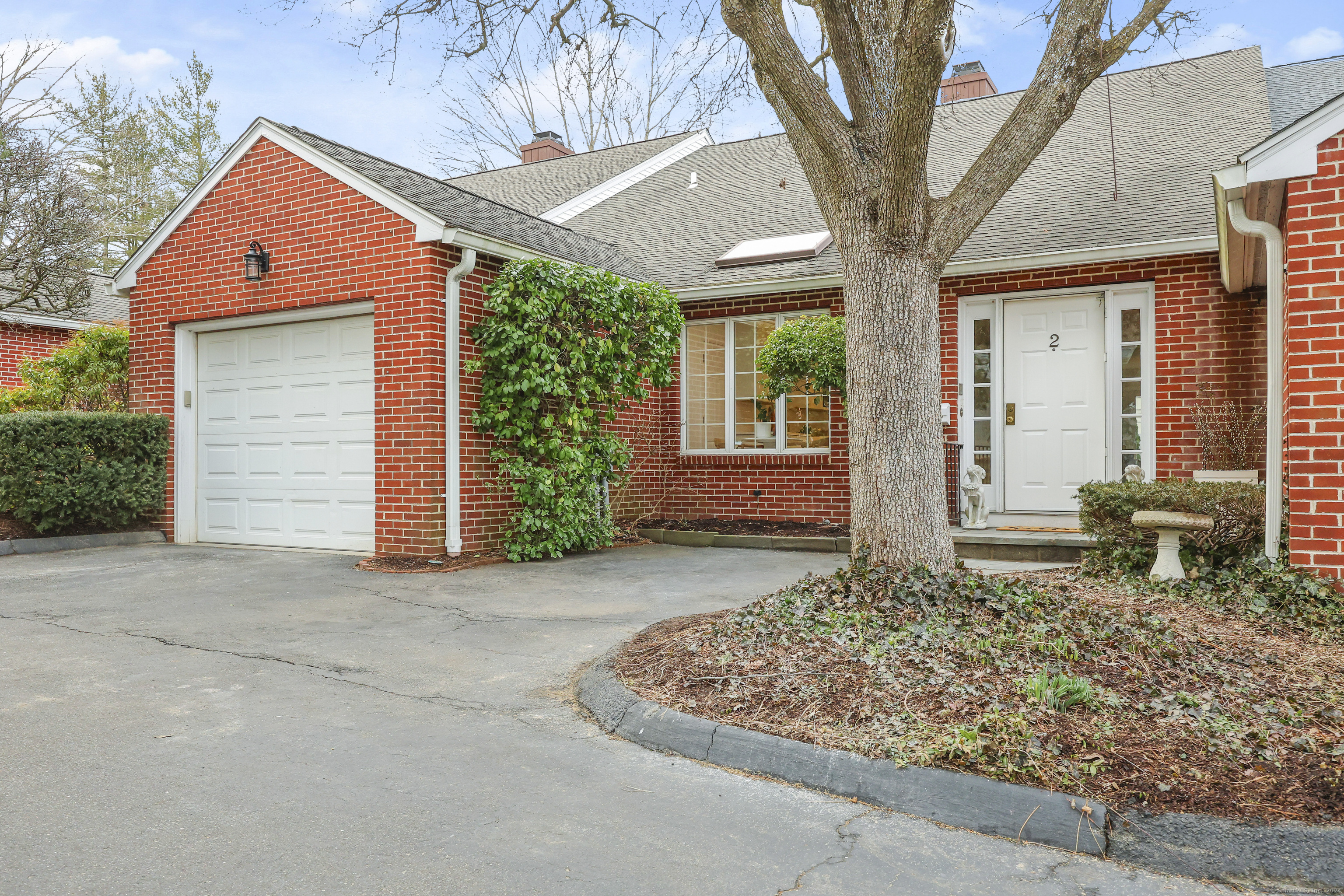 109 Forest Street 2