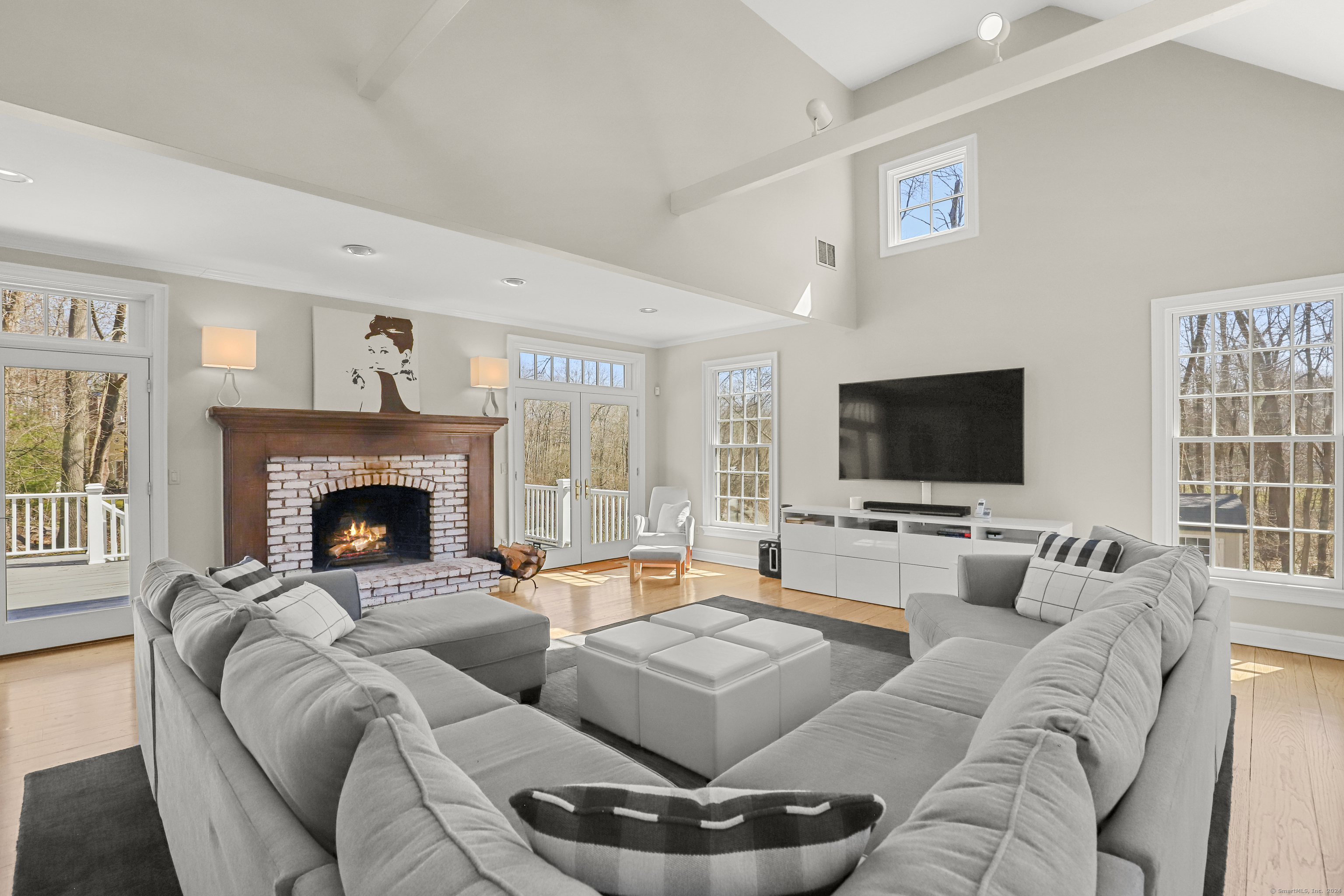 323 Smith Ridge Road