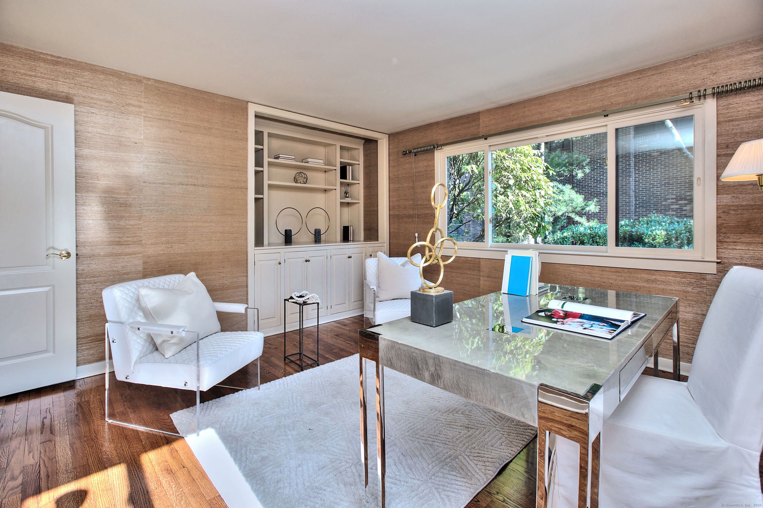 289 New Norwalk Road 8
