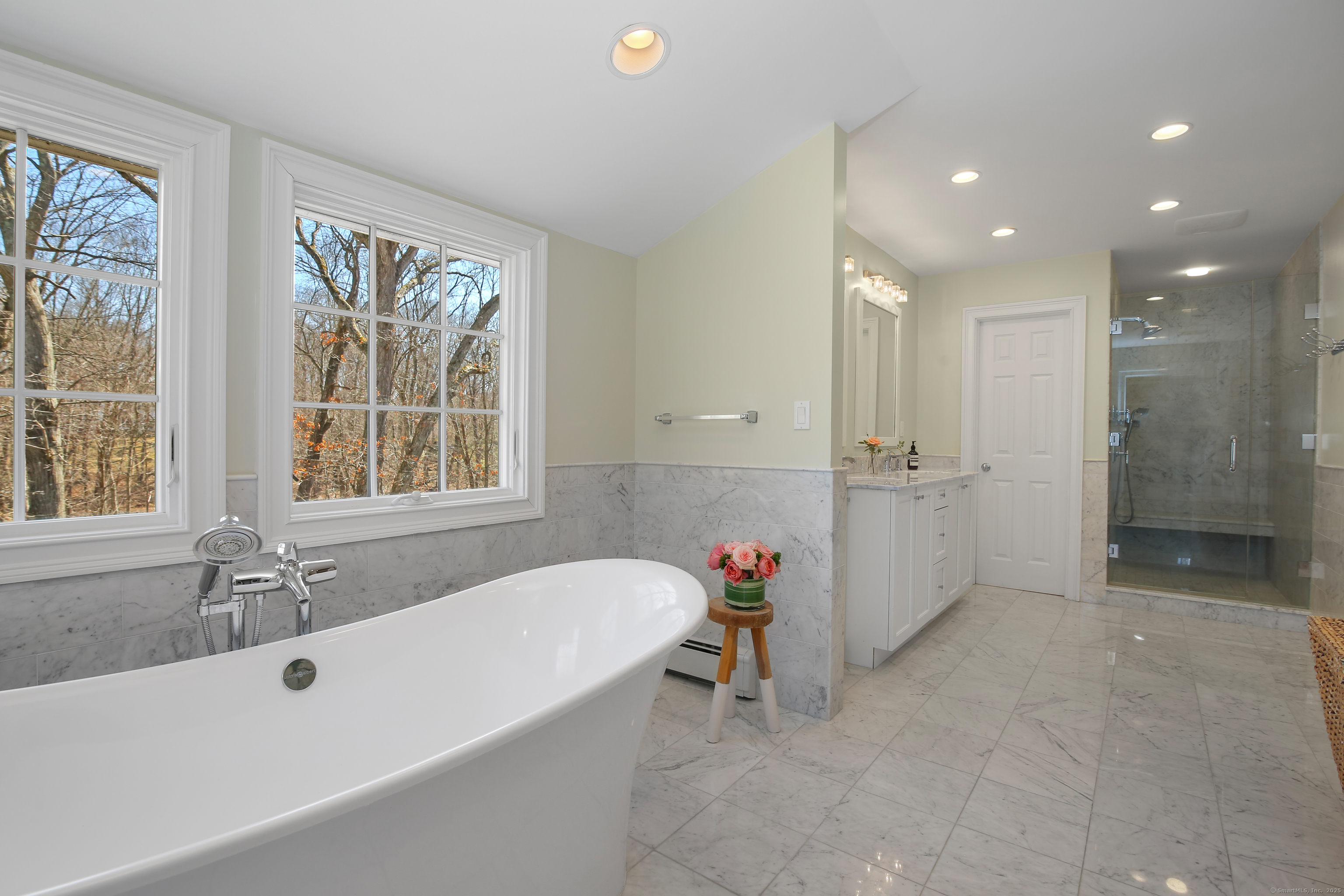 1702 Oenoke Ridge