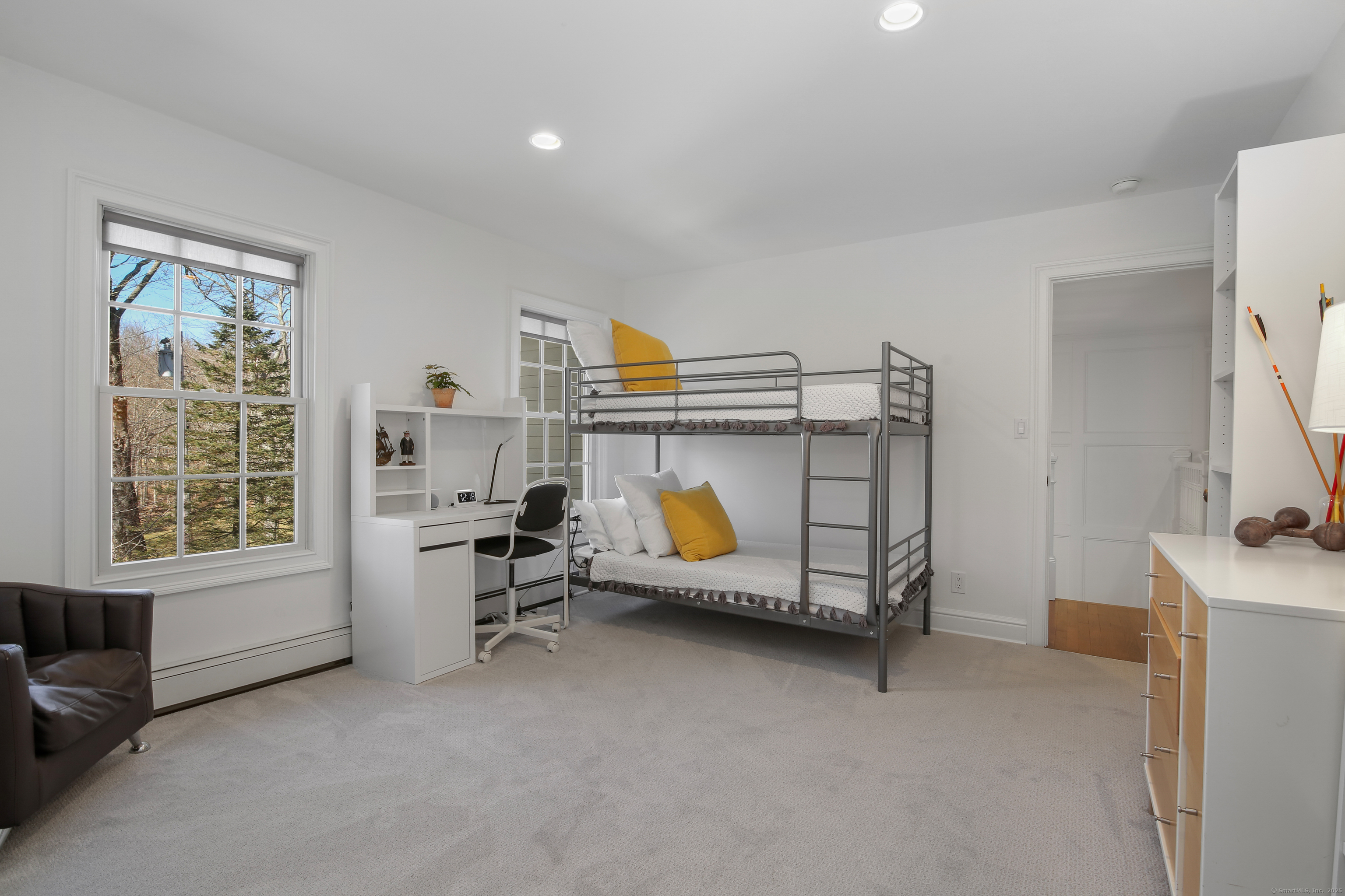 1702 Oenoke Ridge
