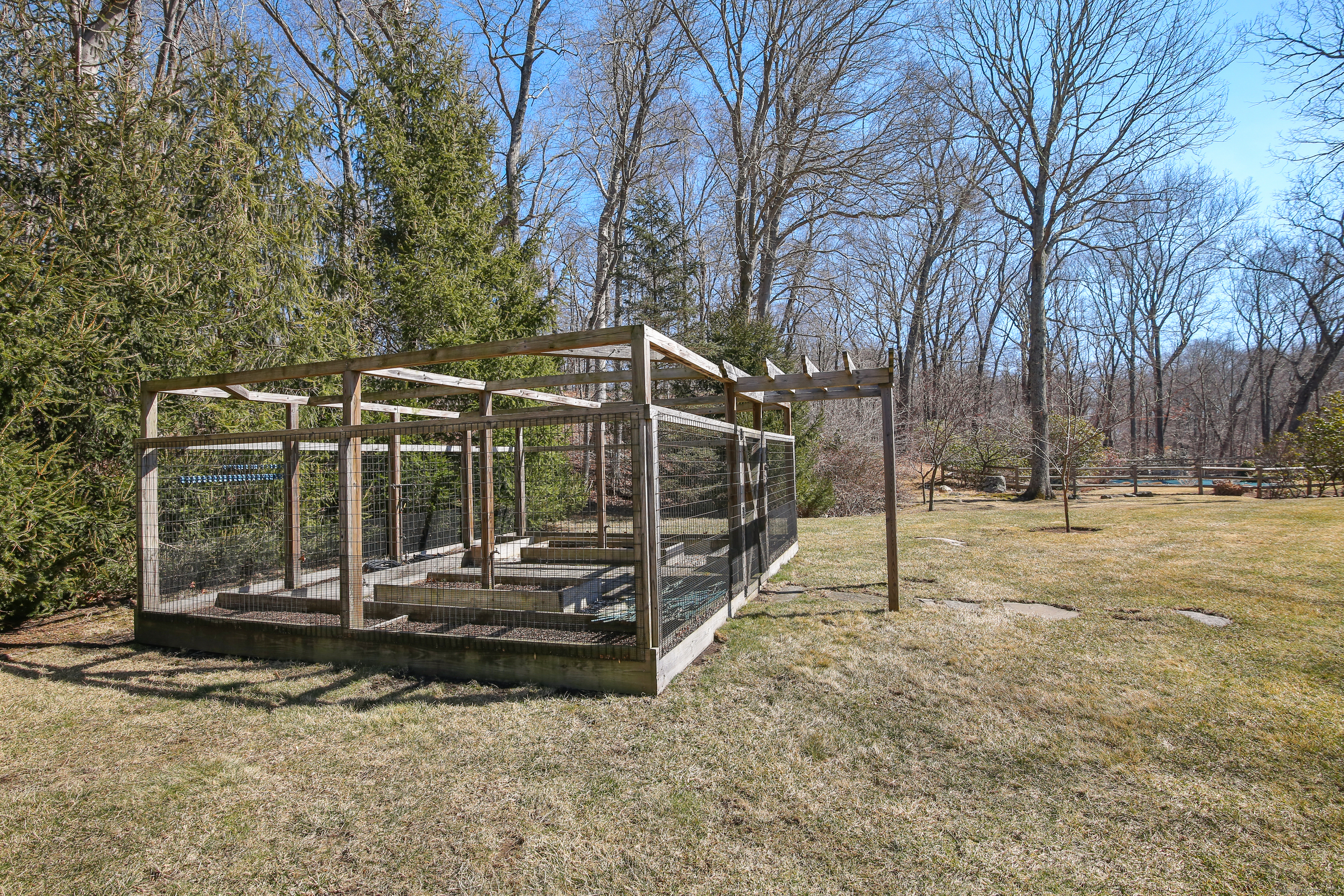 1702 Oenoke Ridge