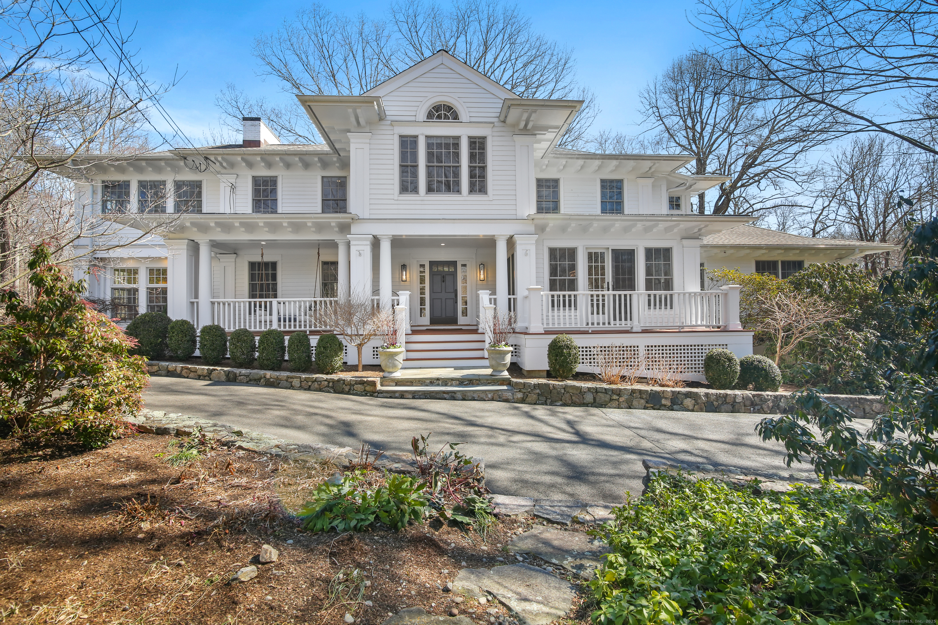 1702 Oenoke Ridge