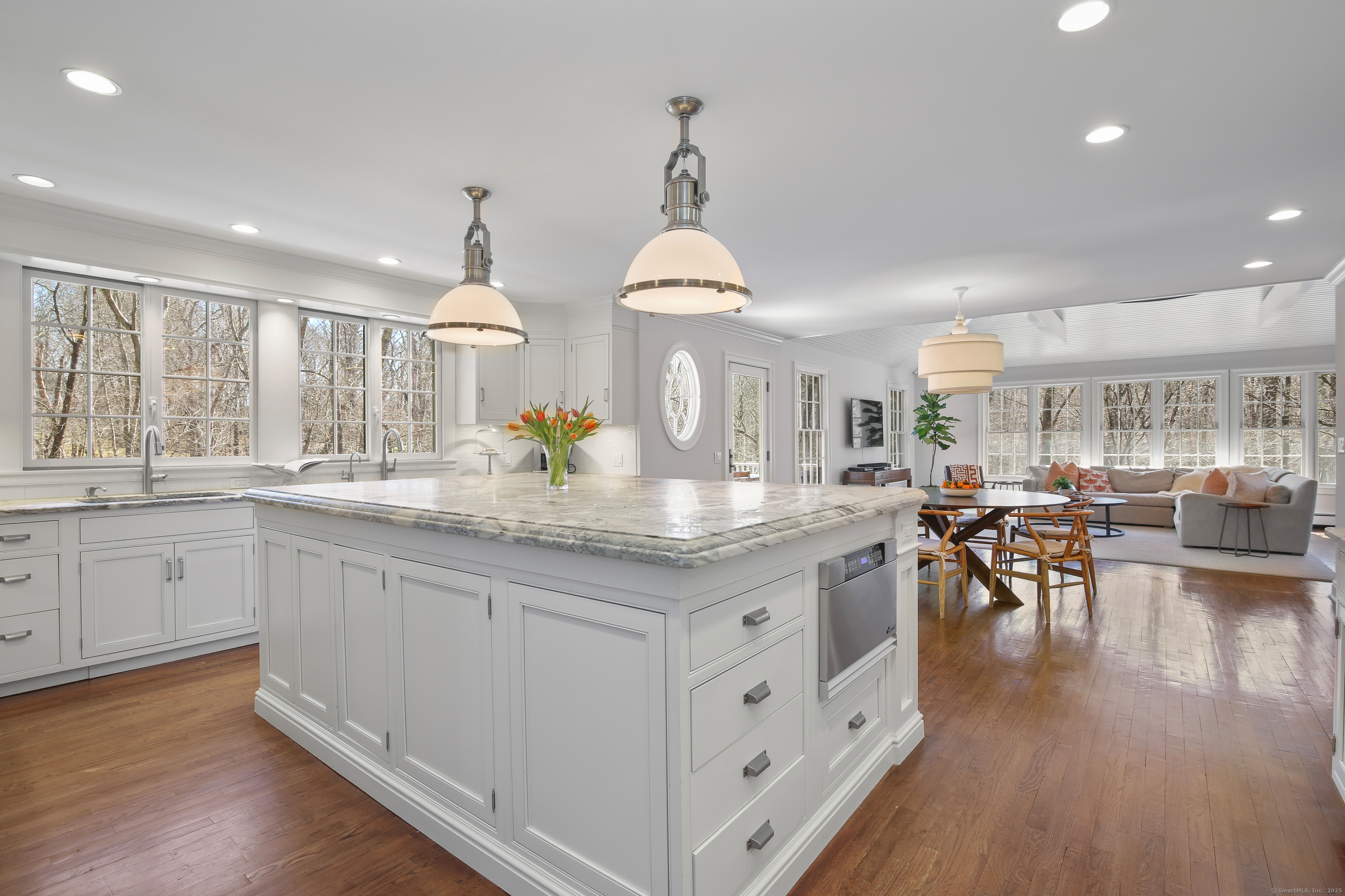 1702 Oenoke Ridge