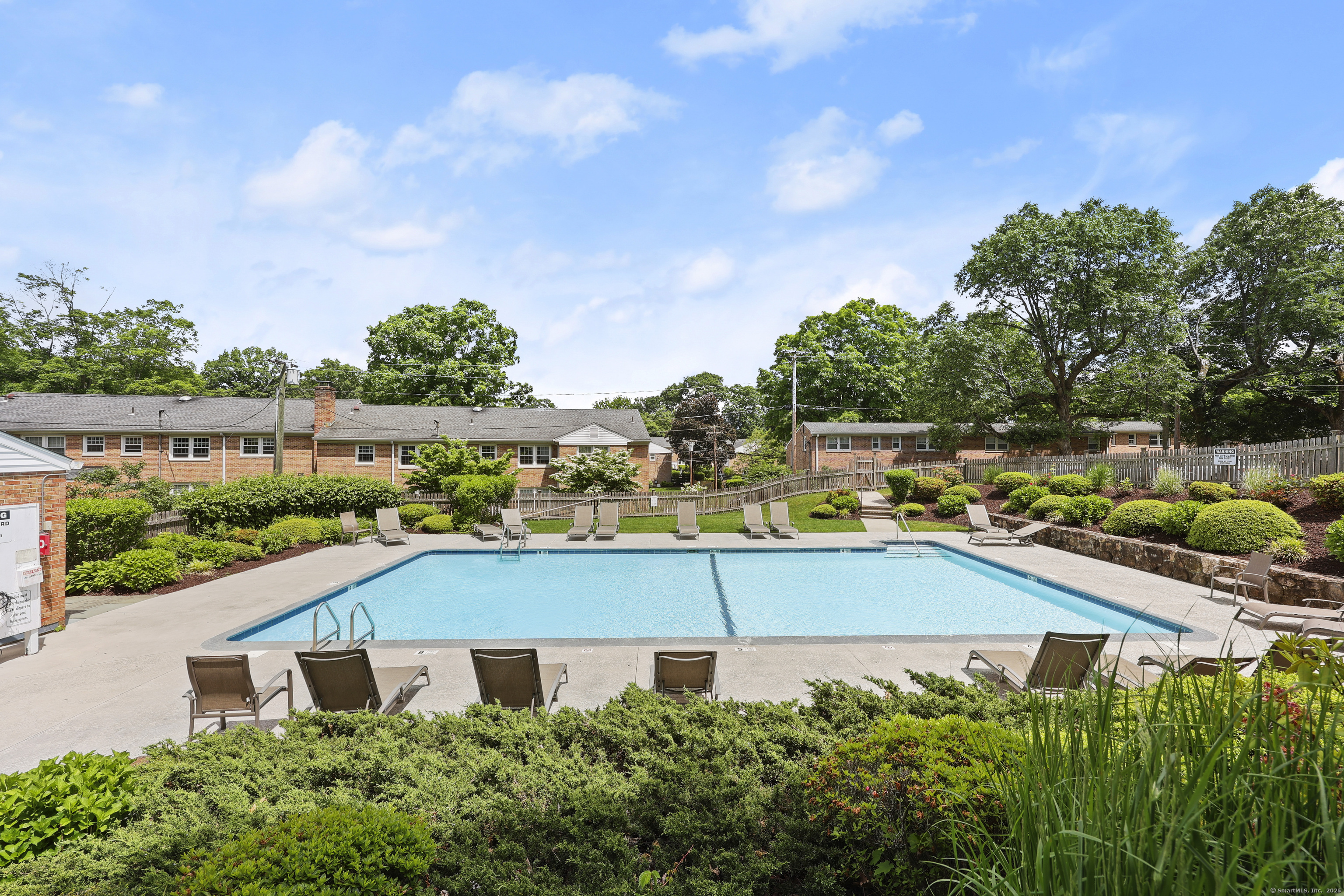 101 Heritage Hill Road 101