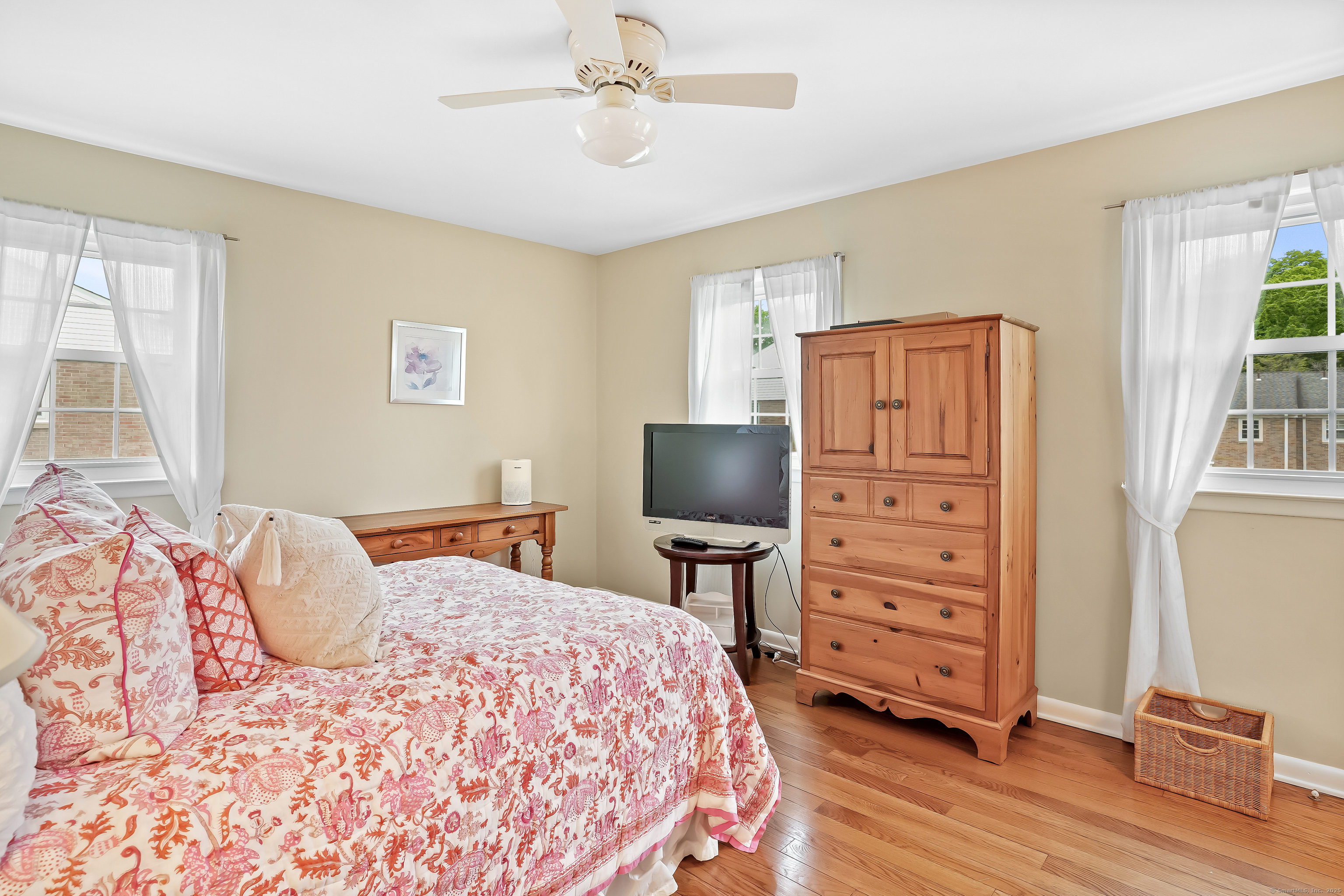 101 Heritage Hill Road 101
