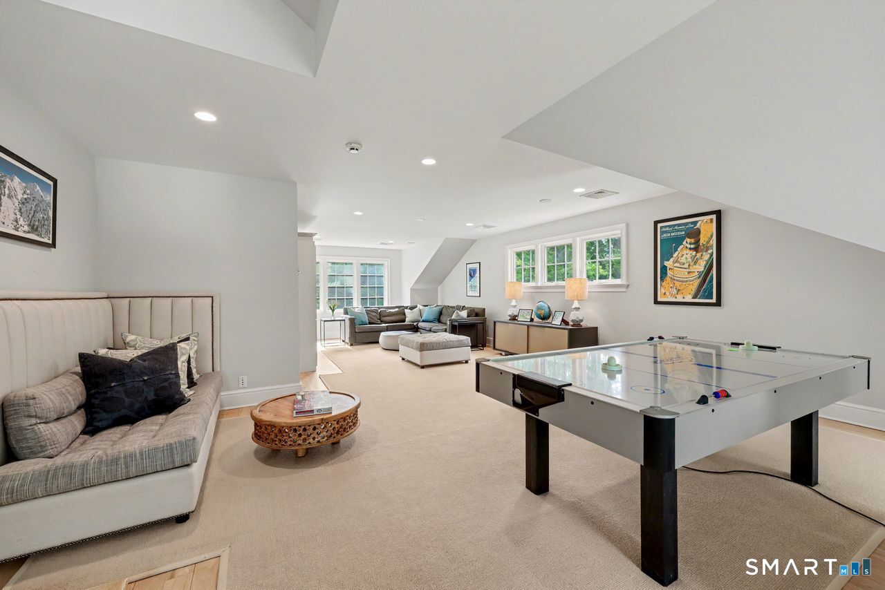 34 Bayberry Road